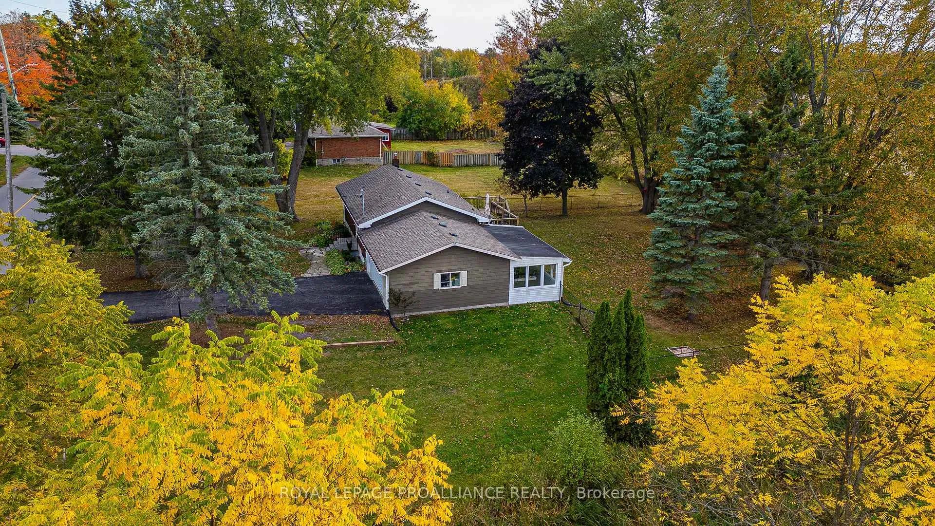 Photo 9 of 163 Avonlough Road, Belleville, Belleville Ward — HOMEH