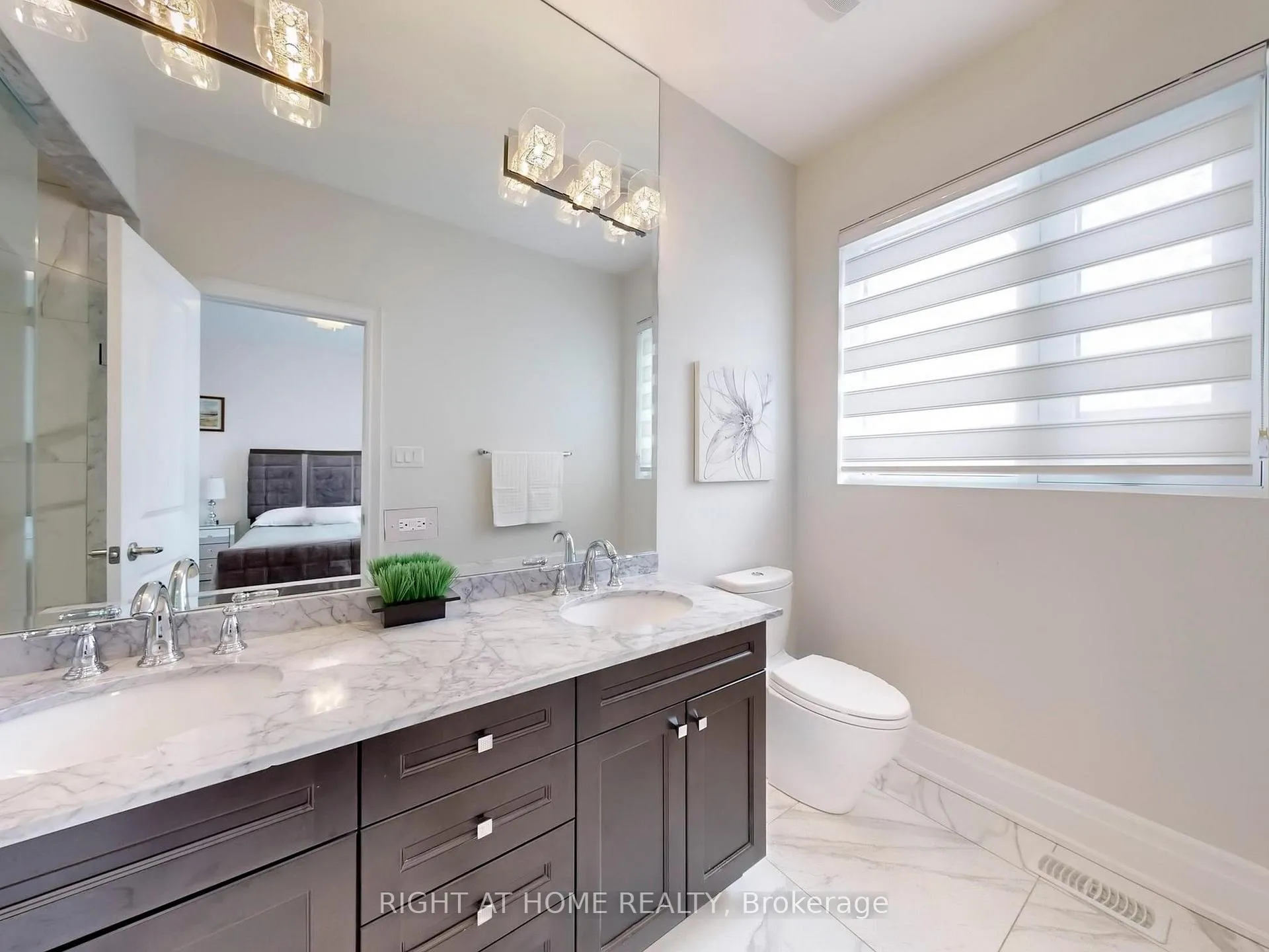 Photo 30 of 10 Carrville Woods Circle, Vaughan, Patterson — HOMEH