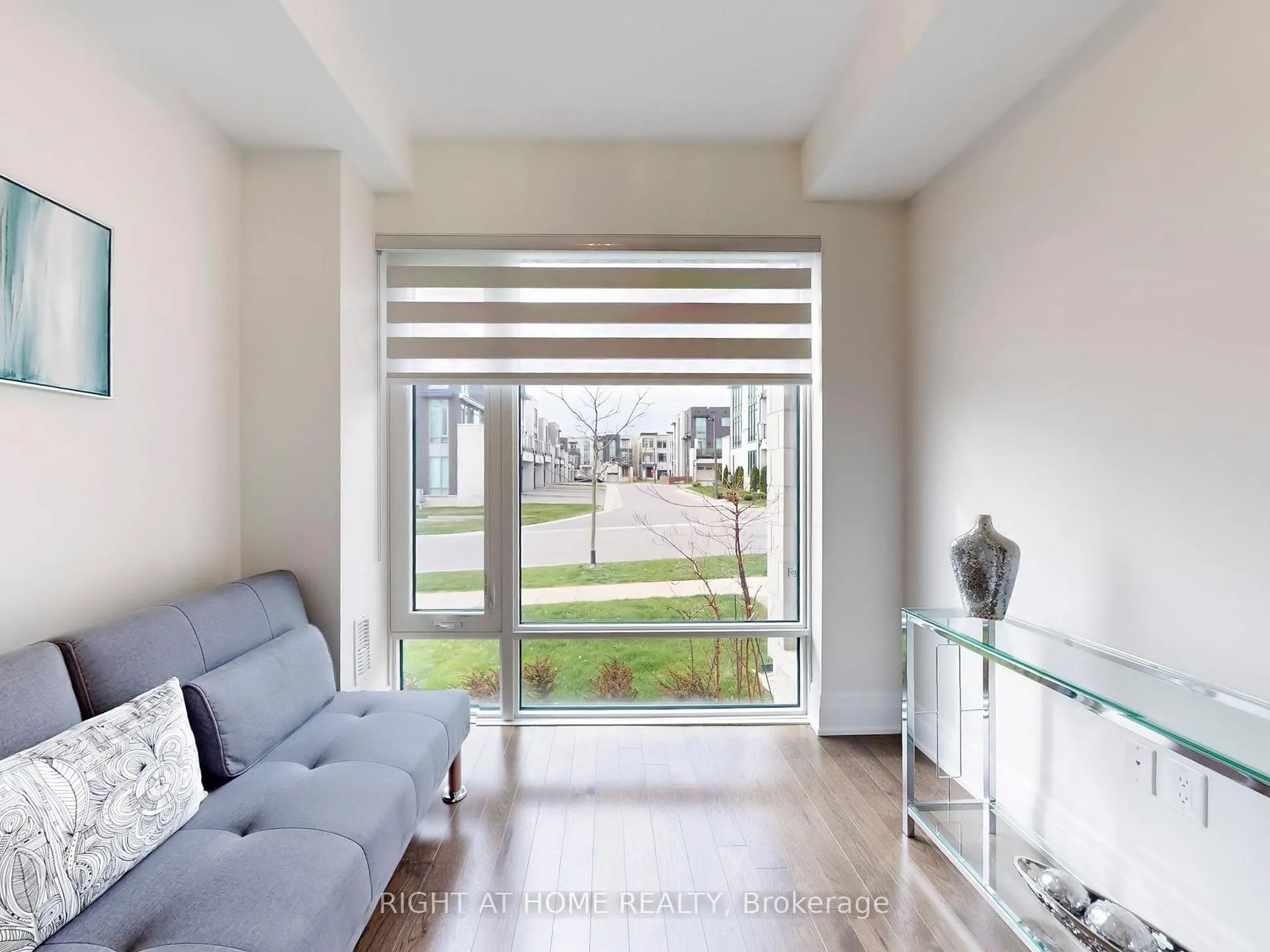 Photo 38 of 10 Carrville Woods Circle, Vaughan, Patterson — HOMEH