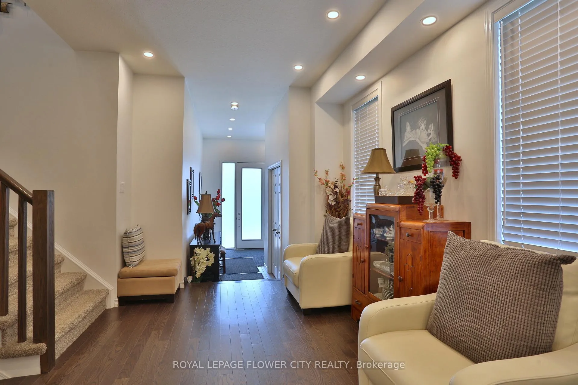 Photo 7 of 63 Saddlebrook Court, Kitchener, Huron Park — HOMEH