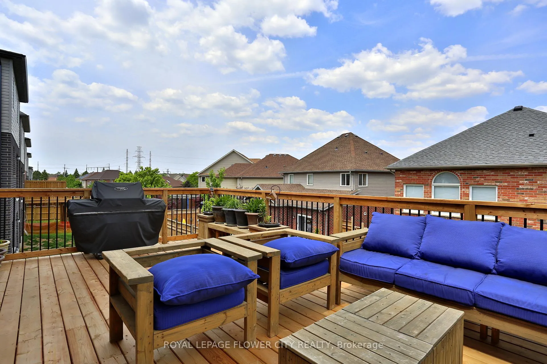 Photo 14 of 63 Saddlebrook Court, Kitchener, Huron Park — HOMEH