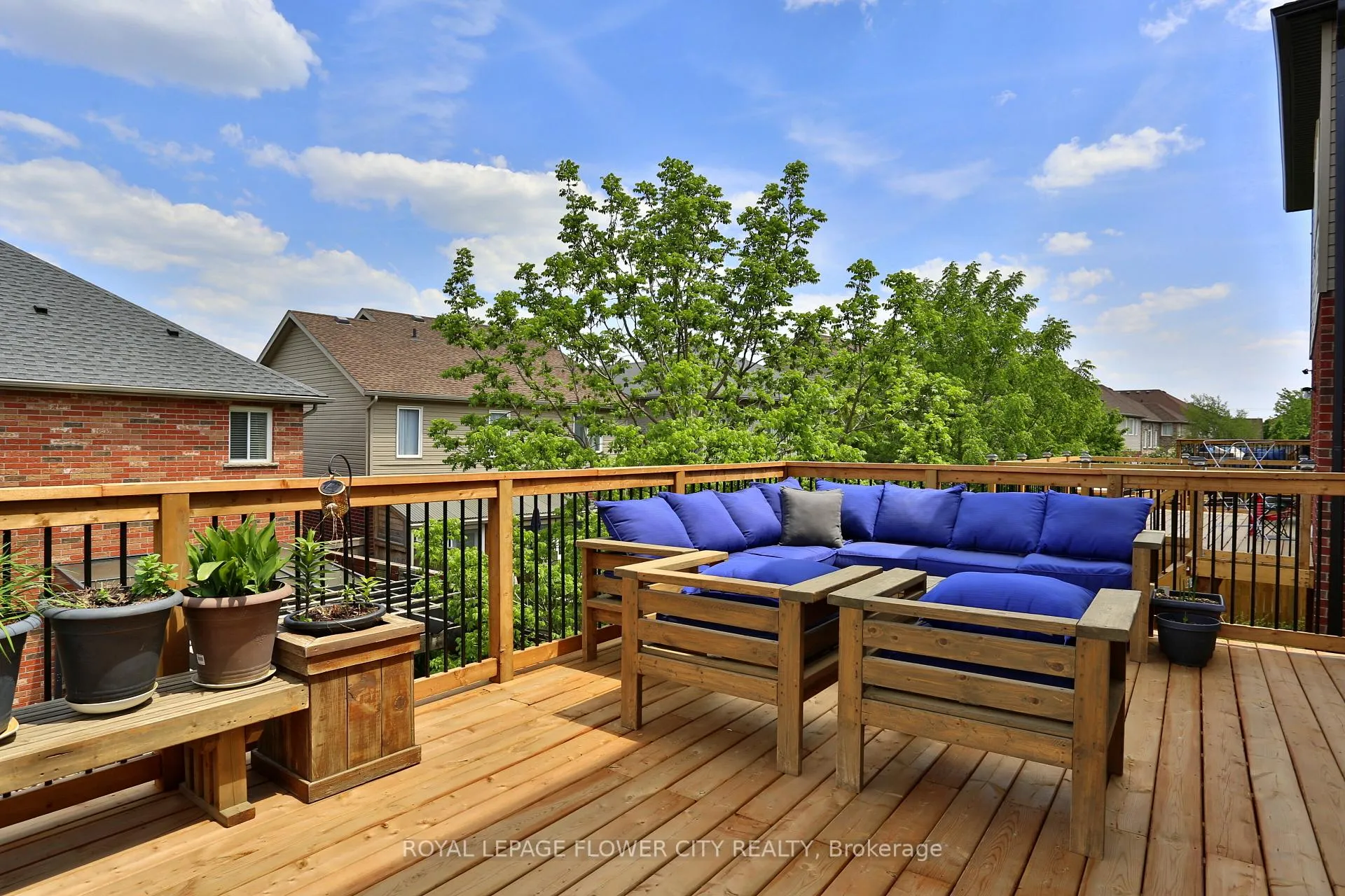 Photo 15 of 63 Saddlebrook Court, Kitchener, Huron Park — HOMEH