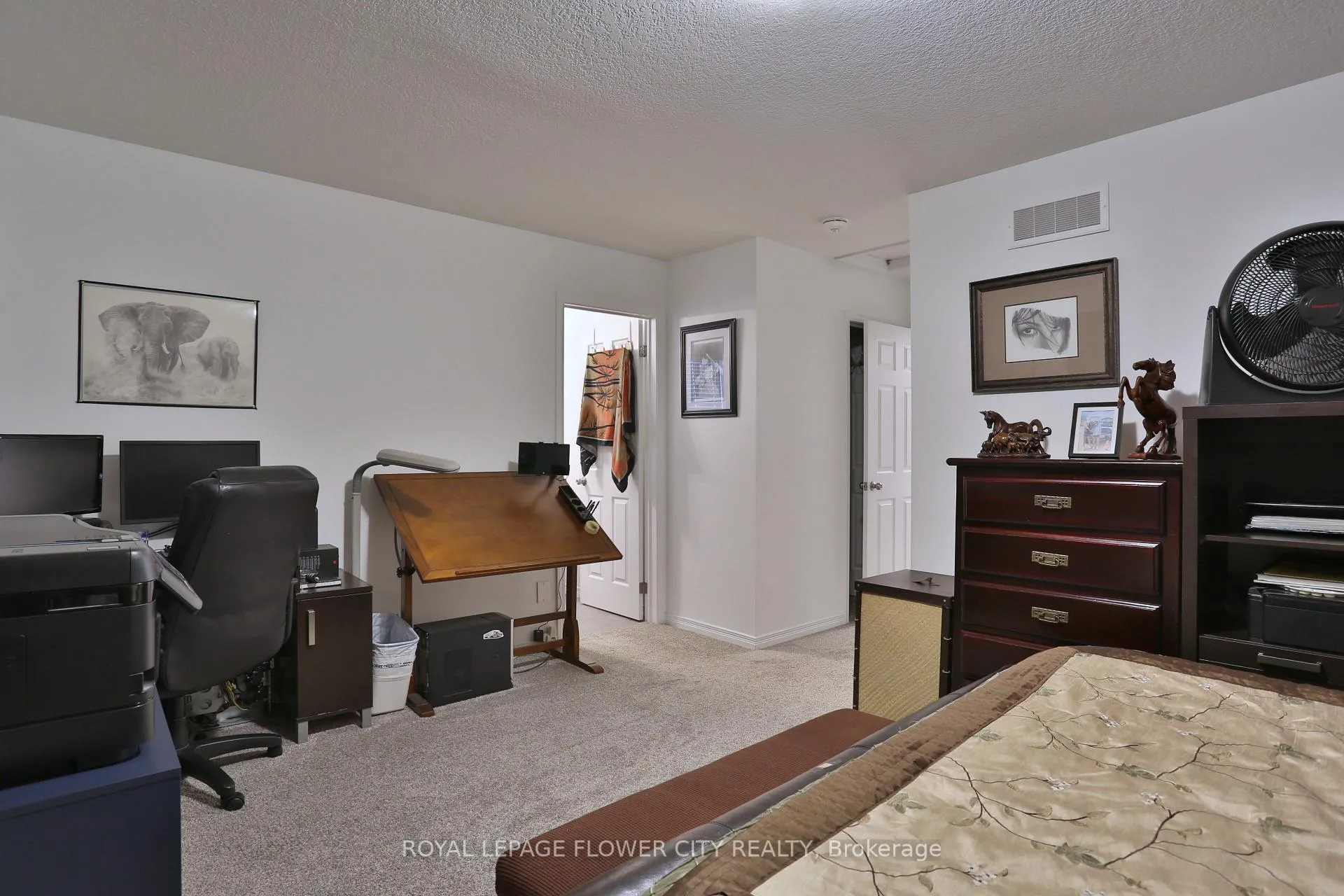 Photo 21 of 63 Saddlebrook Court, Kitchener, Huron Park — HOMEH