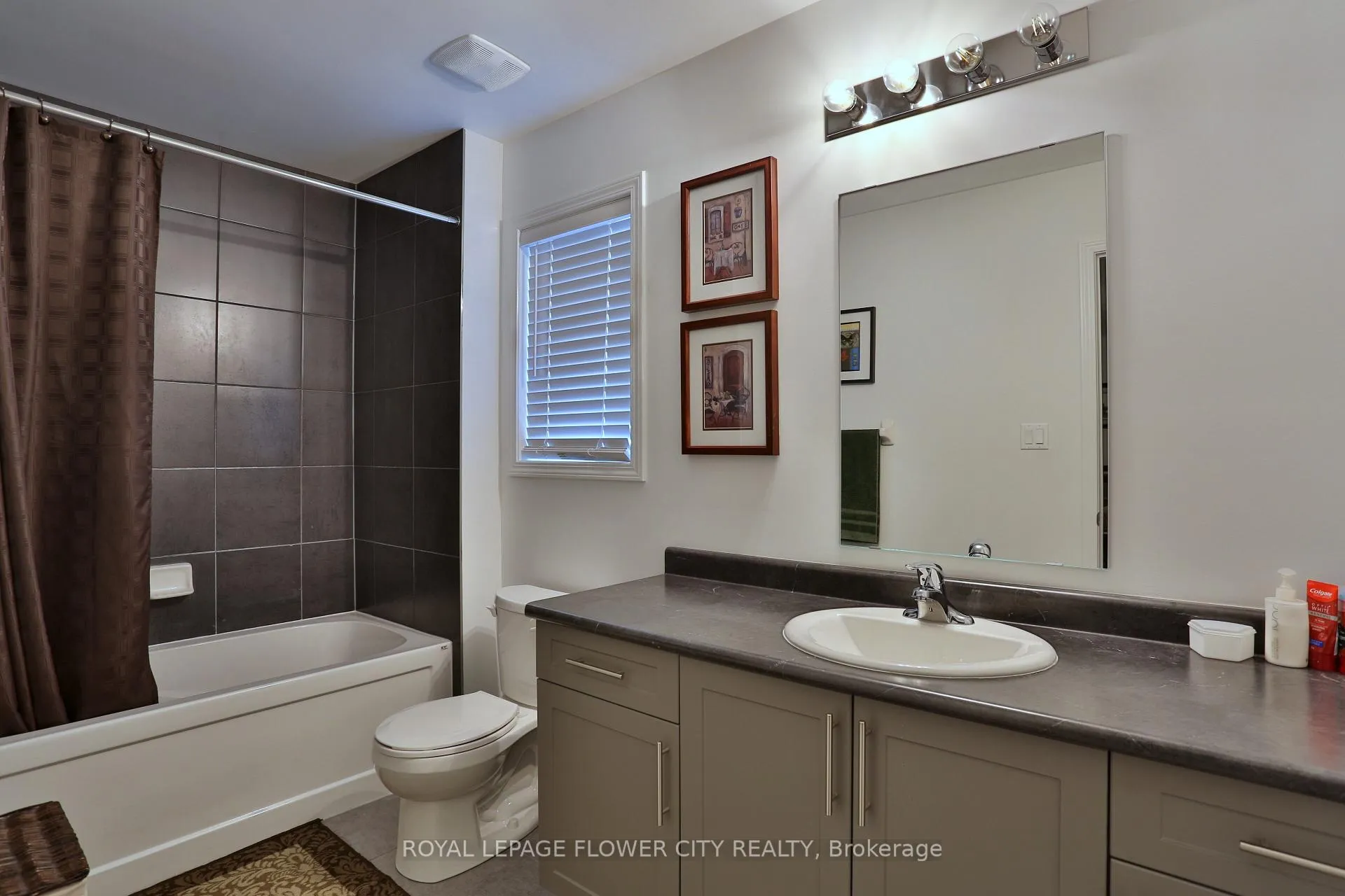 Photo 22 of 63 Saddlebrook Court, Kitchener, Huron Park — HOMEH