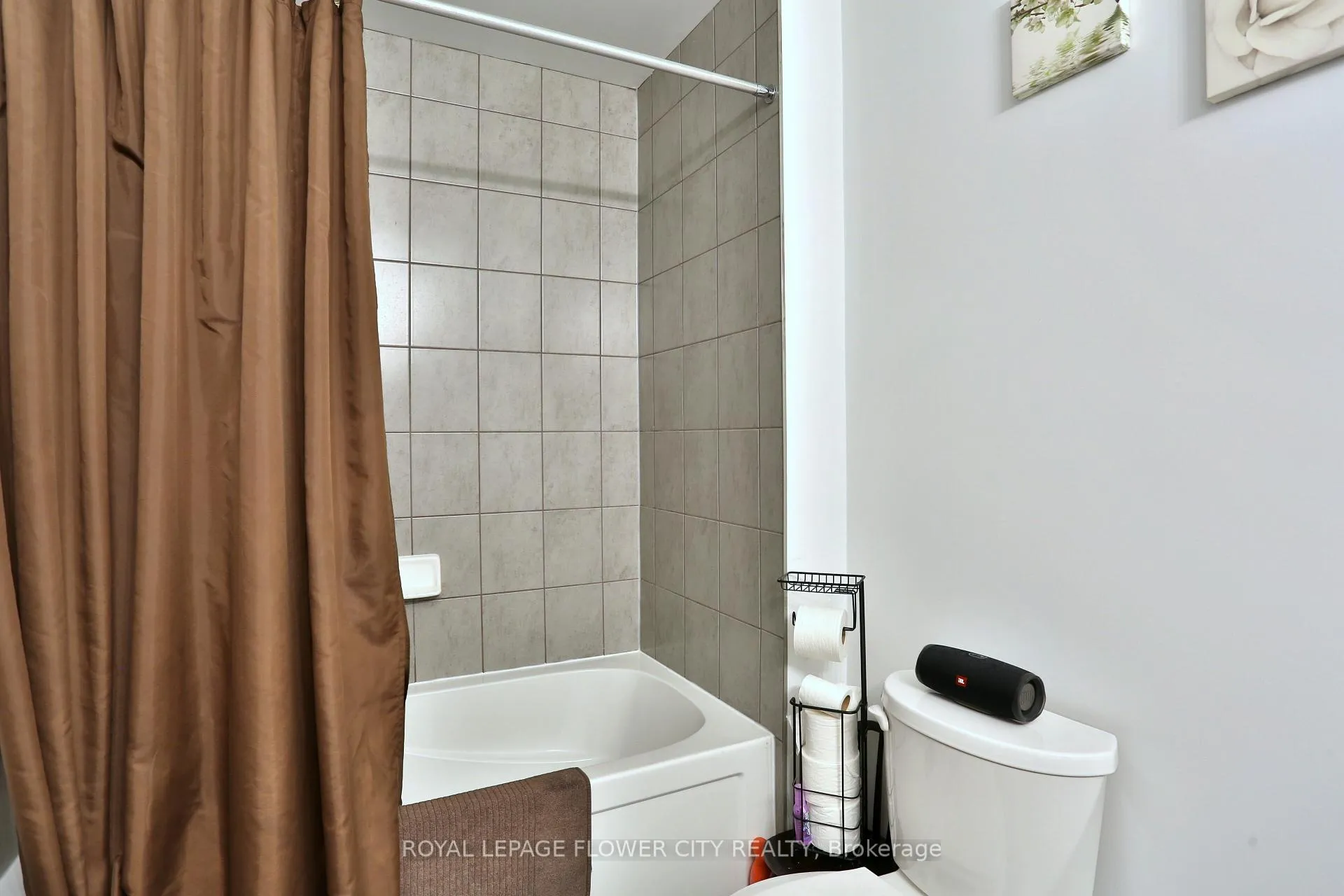 Photo 30 of 63 Saddlebrook Court, Kitchener, Huron Park — HOMEH