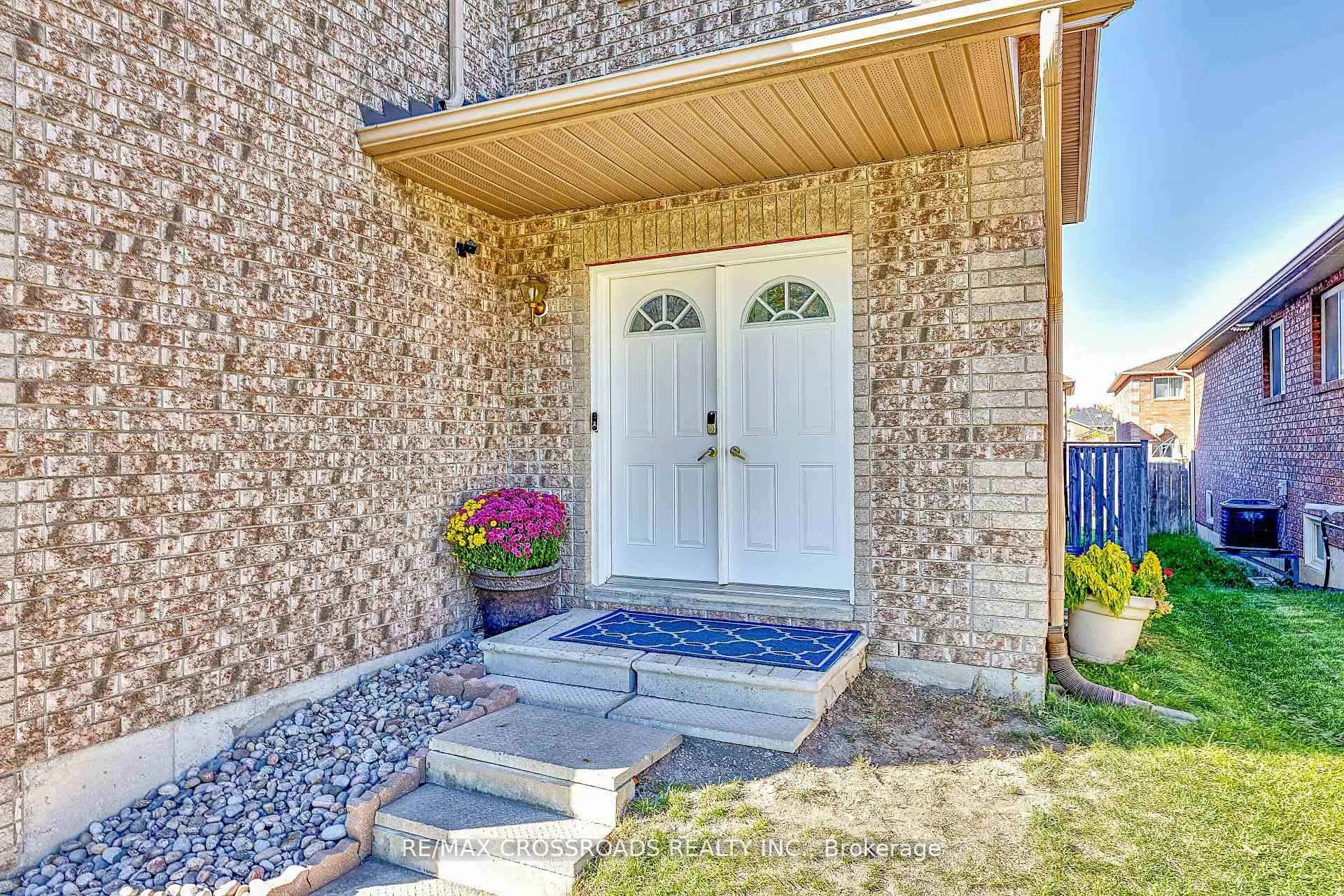 Photo 5 of 1220 Laurand Street, Innisfil, Alcona — HOMEH