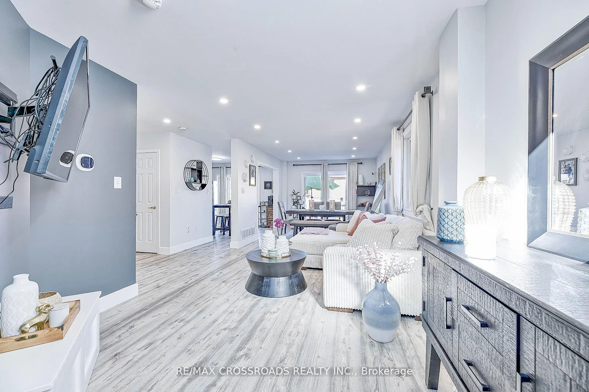 Photo 9 of 1220 Laurand Street, Innisfil, Alcona — HOMEH