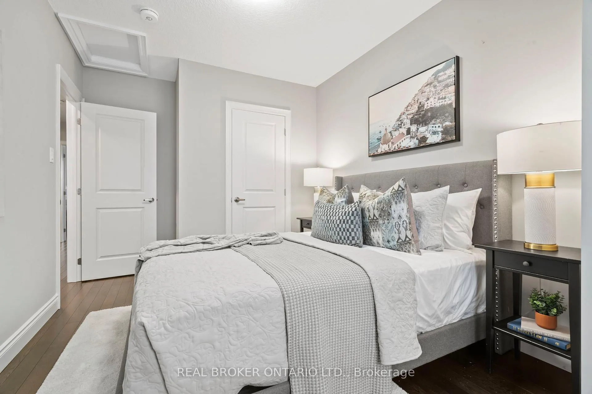 Photo 24 of 177 Walker Boulevard, New Tecumseth, Alliston — HOMEH