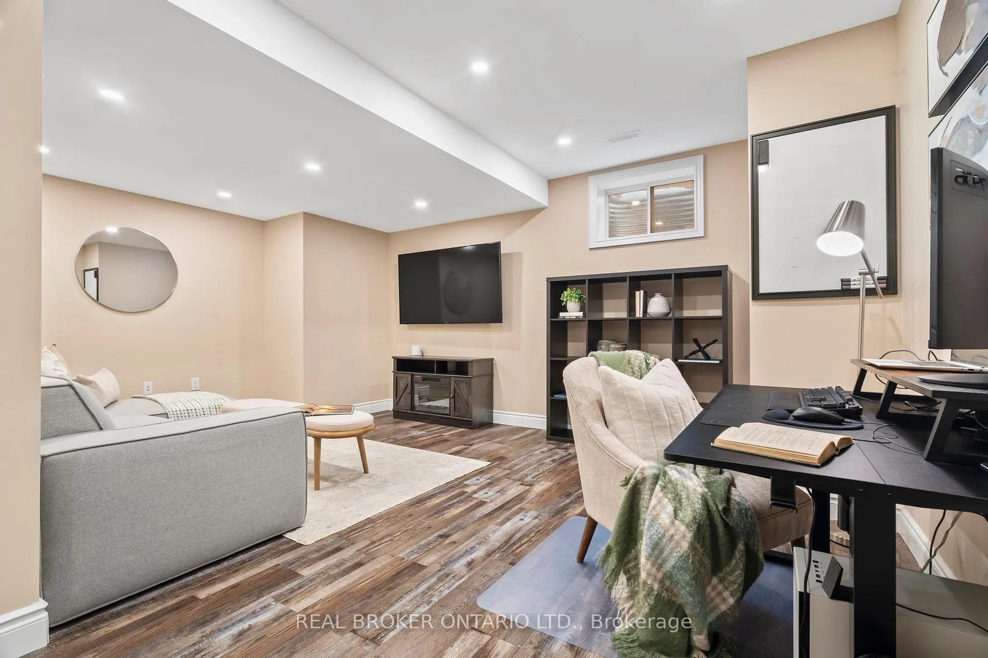 Photo 28 of 177 Walker Boulevard, New Tecumseth, Alliston — HOMEH