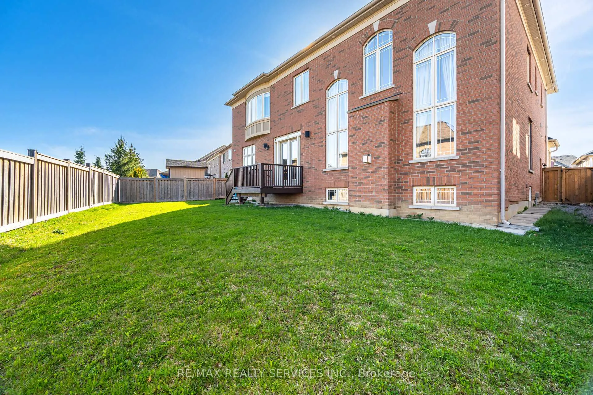 Photo 46 of 75 Parkheights Trail, King, Nobleton — HOMEH