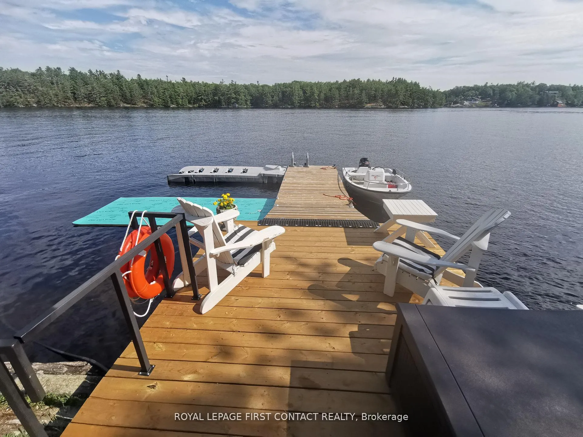 Photo 2 of 333 Healey Lake W/a, The Archipelago, Archipelago South — HOMEH