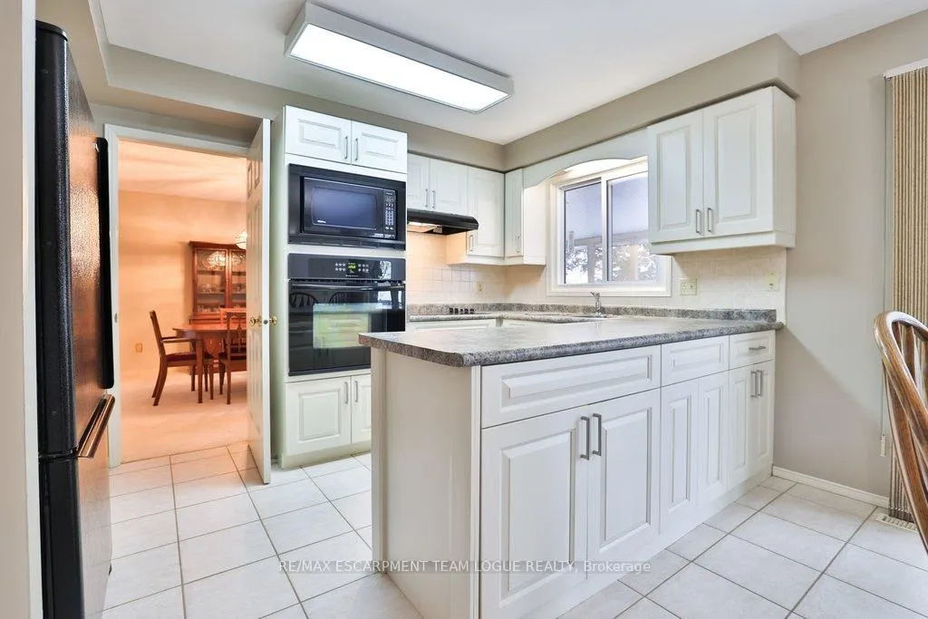Photo 11 of 3224 Appollo Road, Burlington, Headon — HOMEH