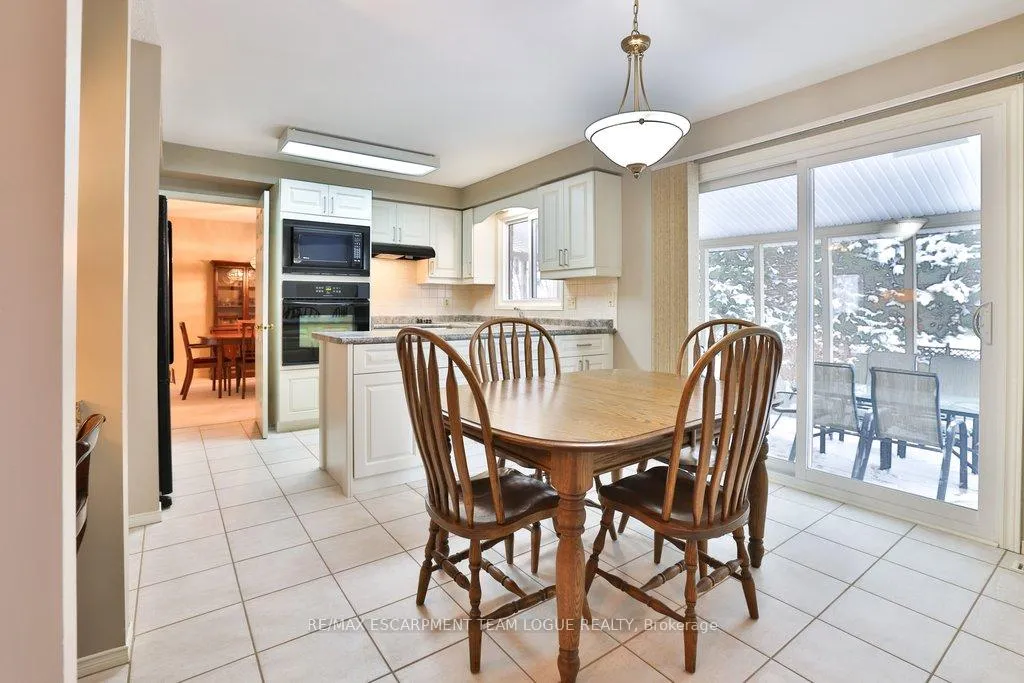 Photo 13 of 3224 Appollo Road, Burlington, Headon — HOMEH