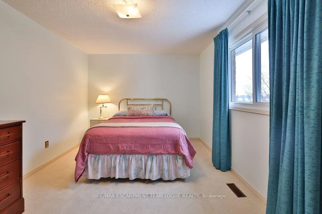 Photo 28 of 3224 Appollo Road, Burlington, Headon — HOMEH