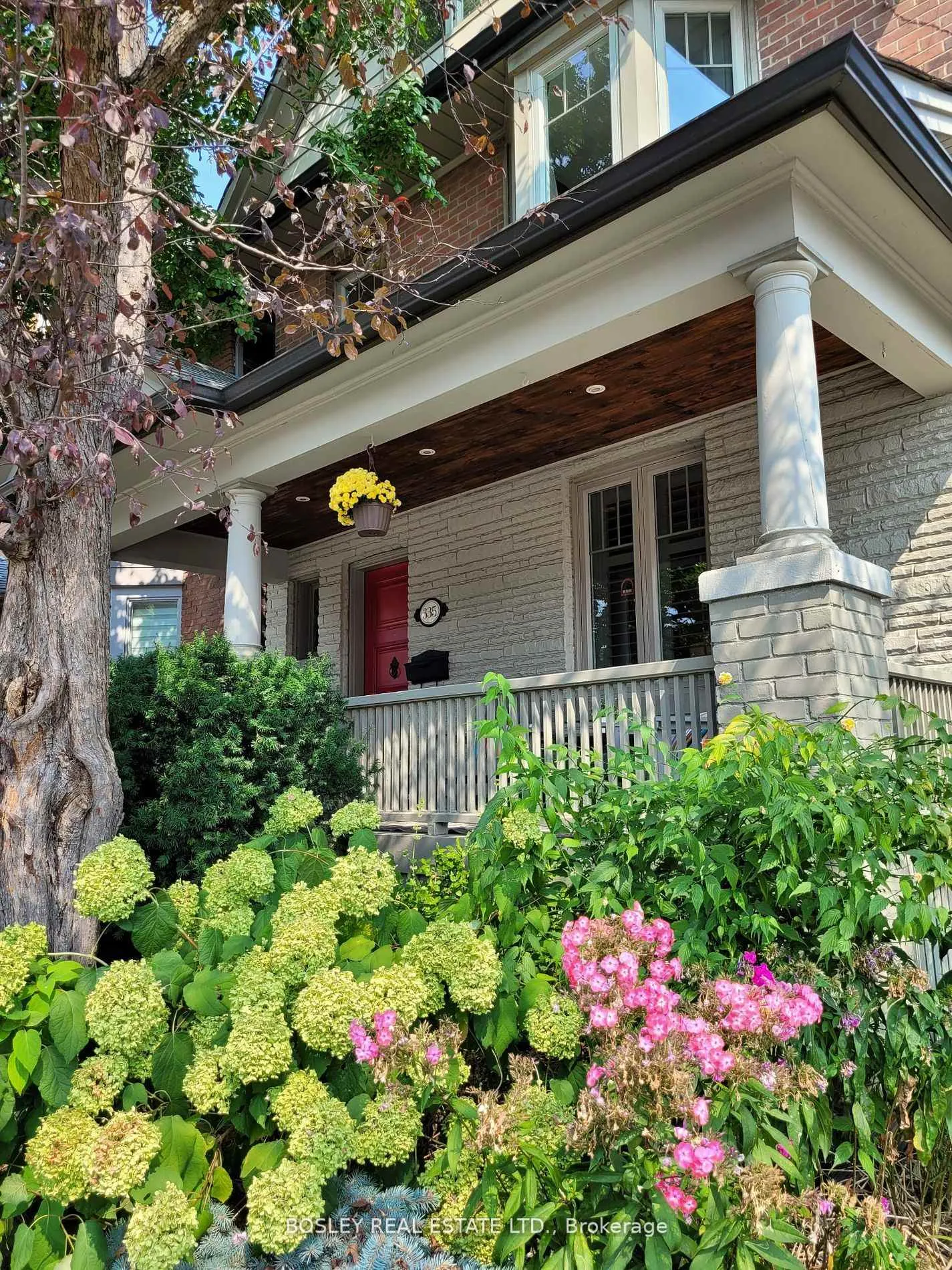 Photo 2 of 335 Woodbine Avenue, Toronto, The Beaches — HOMEH