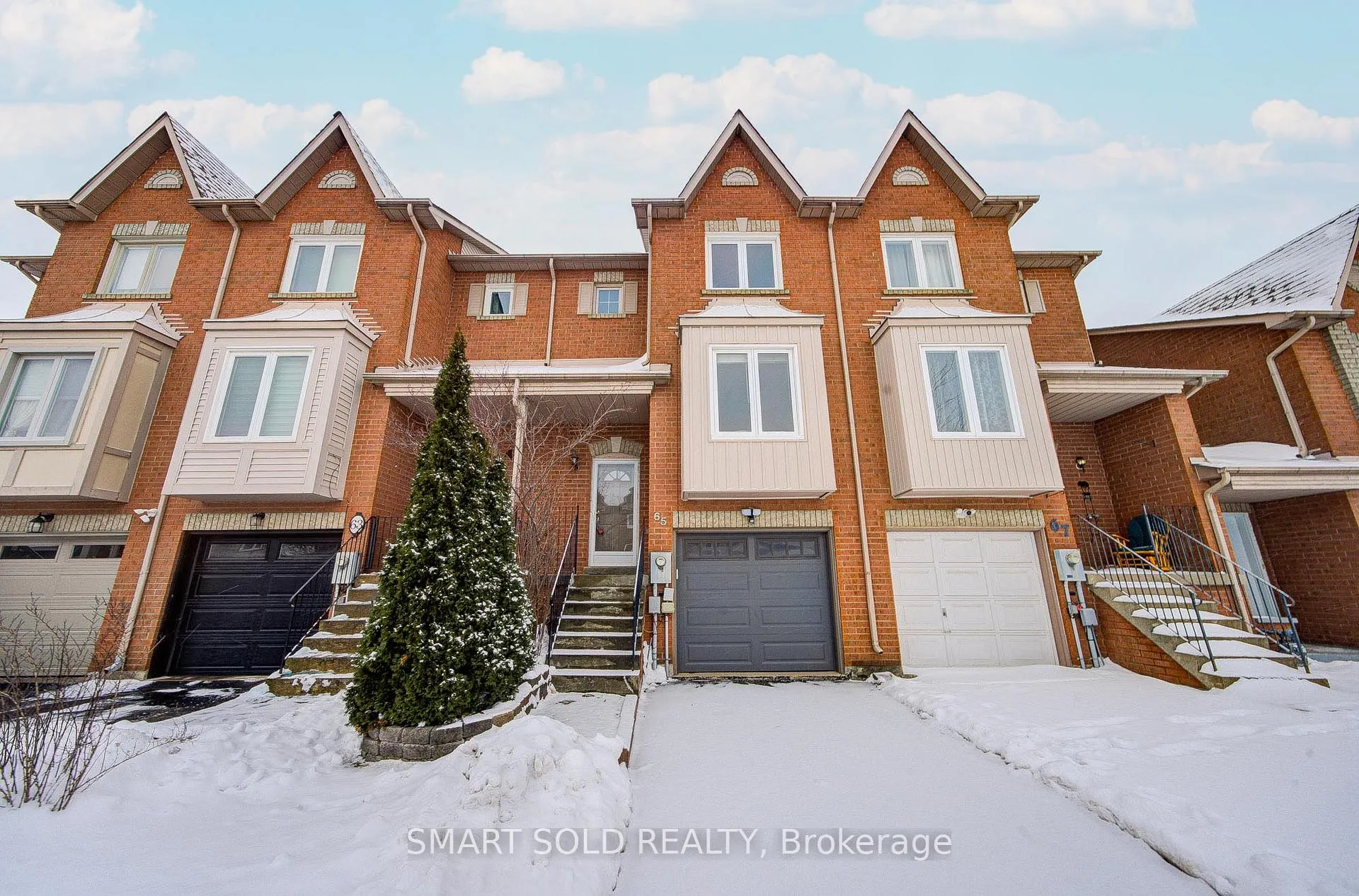 Photo 1 of 65 Kelso Crescent, Vaughan, Maple — HOMEH