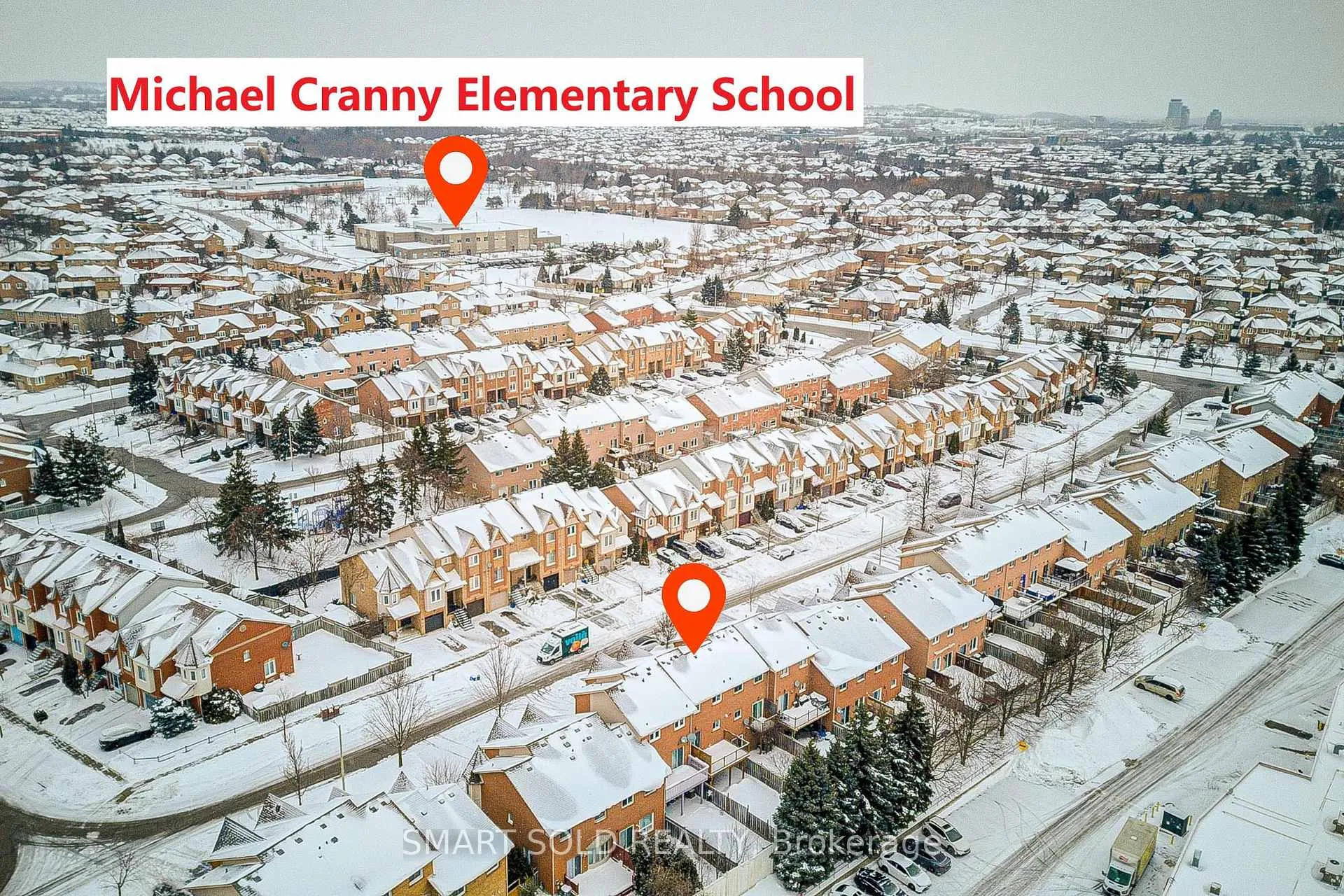 Photo 3 of 65 Kelso Crescent, Vaughan, Maple — HOMEH