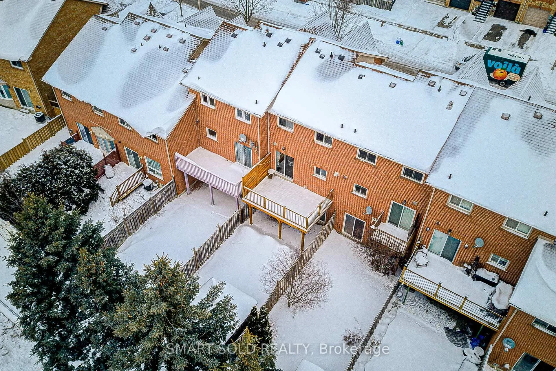 Photo 7 of 65 Kelso Crescent, Vaughan, Maple — HOMEH