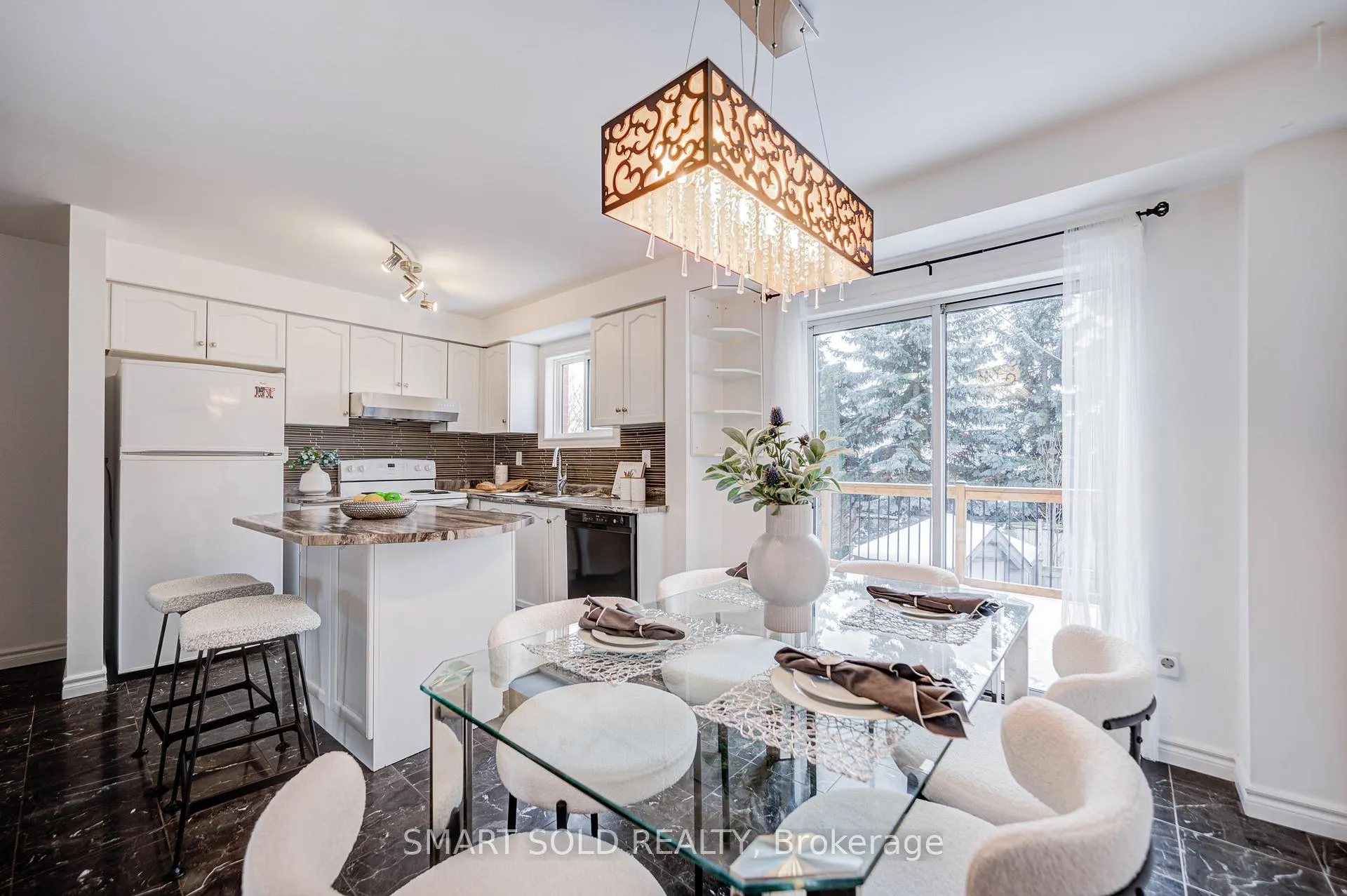 Photo 16 of 65 Kelso Crescent, Vaughan, Maple — HOMEH