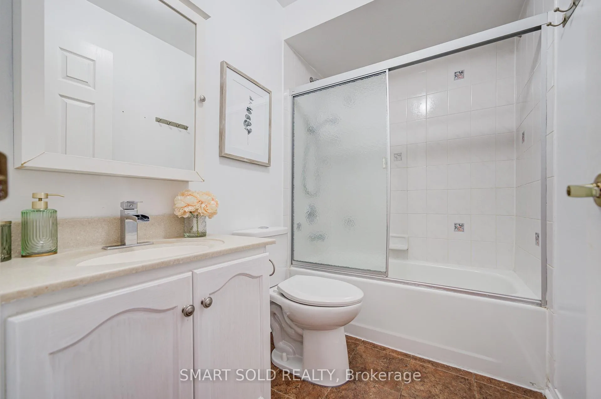 Photo 34 of 65 Kelso Crescent, Vaughan, Maple — HOMEH