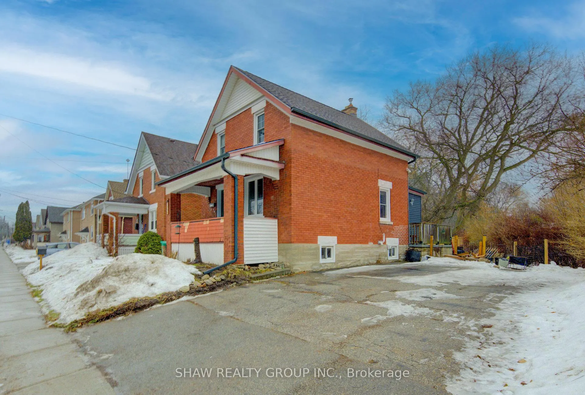 Photo 4 of 257 Guelph Street, Kitchener, Fairfield — HOMEH