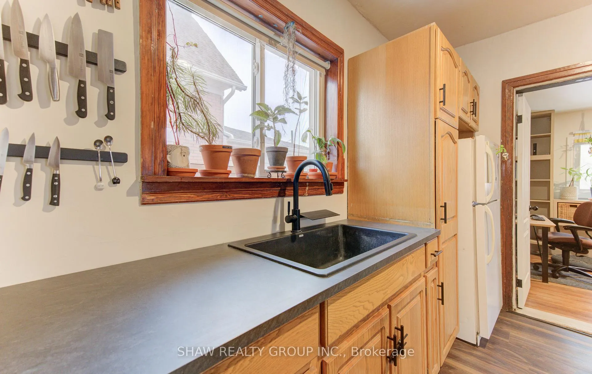 Photo 17 of 257 Guelph Street, Kitchener, Fairfield — HOMEH