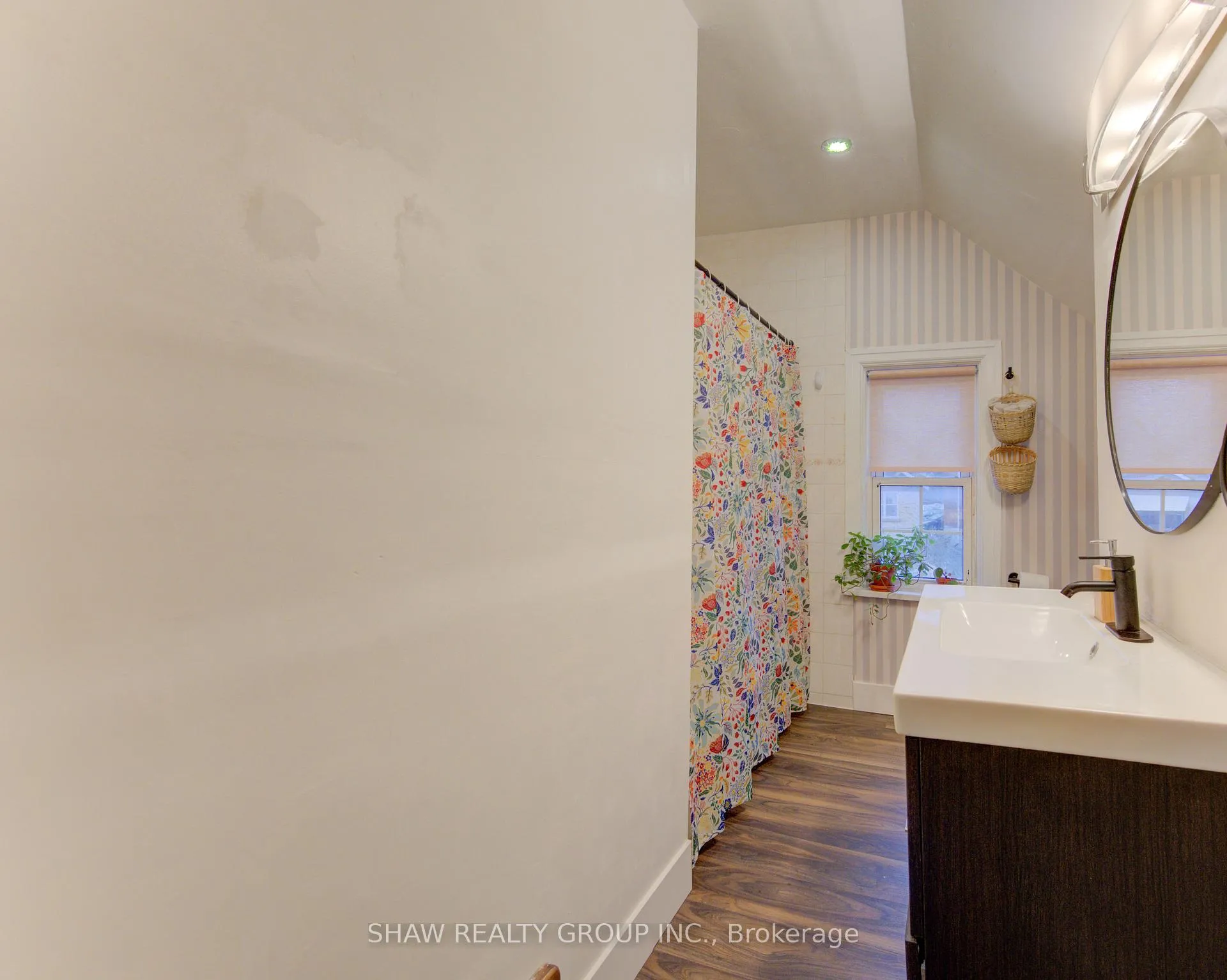 Photo 25 of 257 Guelph Street, Kitchener, Fairfield — HOMEH
