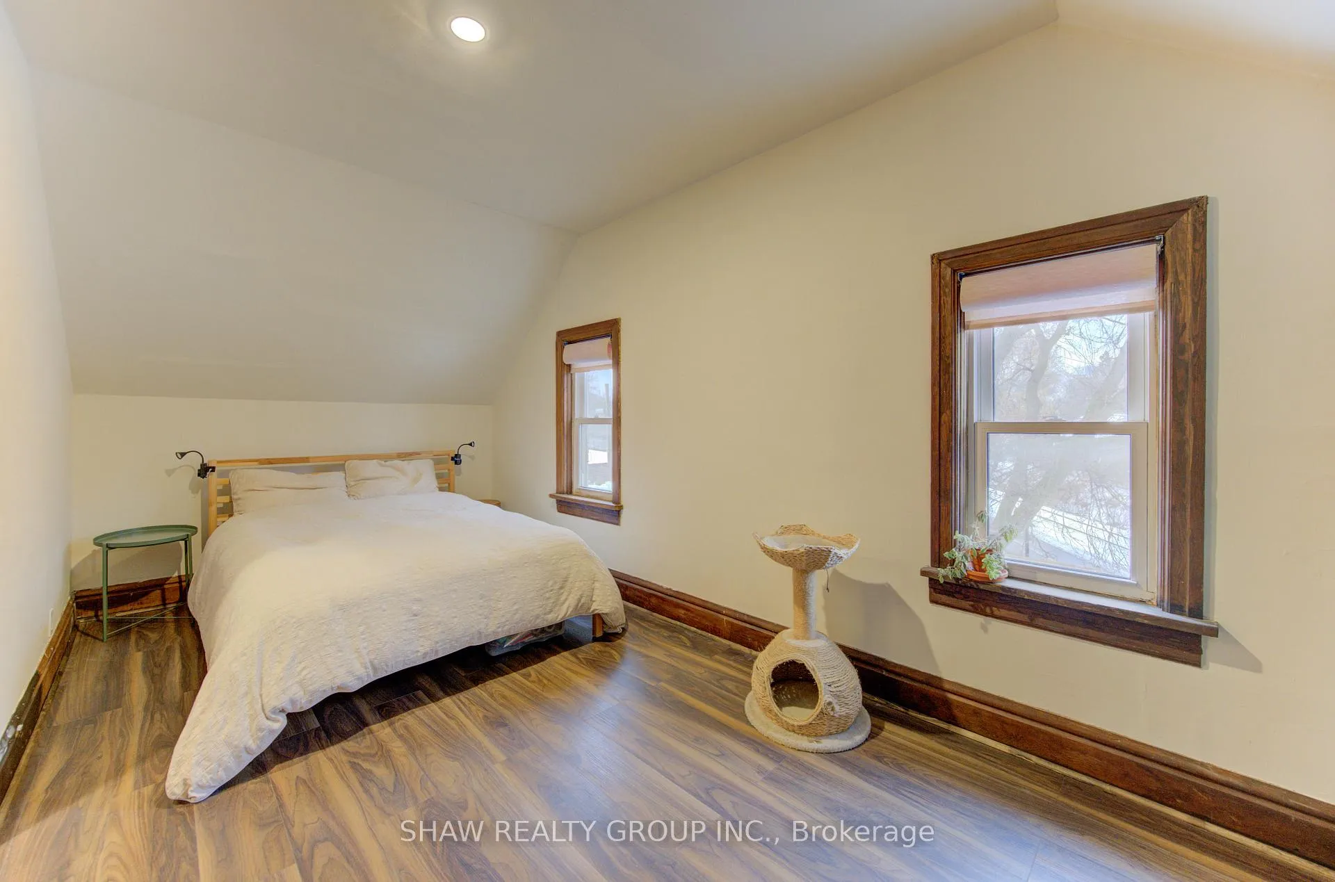Photo 31 of 257 Guelph Street, Kitchener, Fairfield — HOMEH