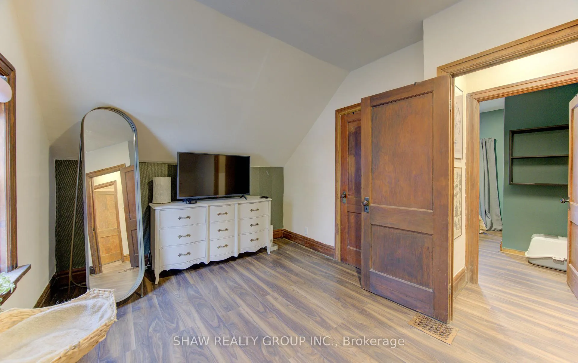 Photo 33 of 257 Guelph Street, Kitchener, Fairfield — HOMEH