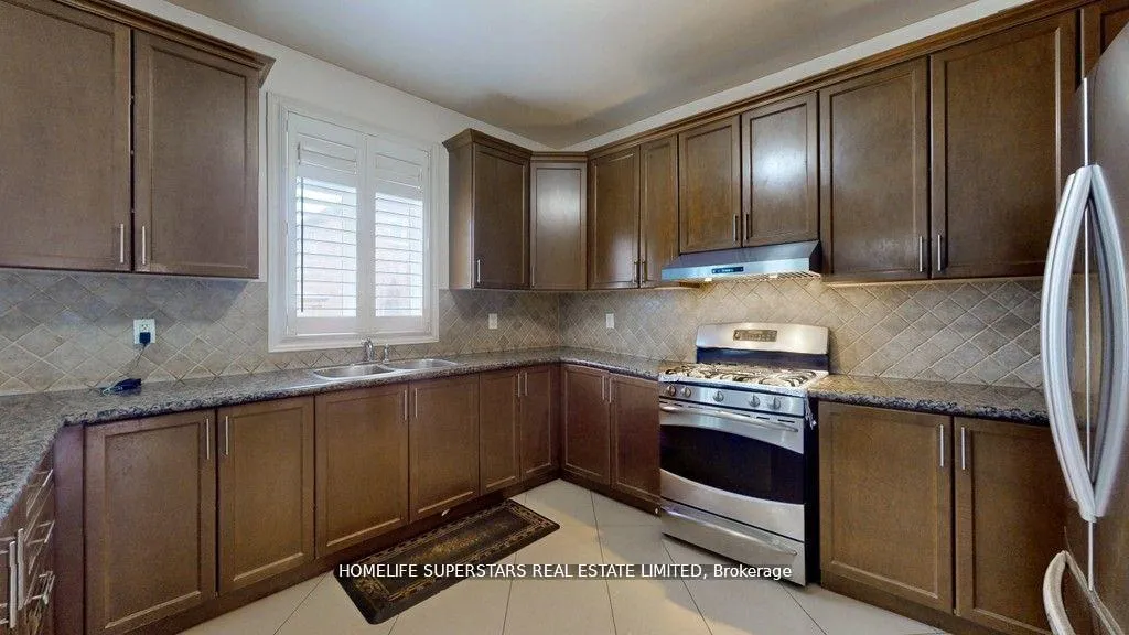 Photo 13 of 36 Campi Road, Vaughan, Vellore Village — HOMEH