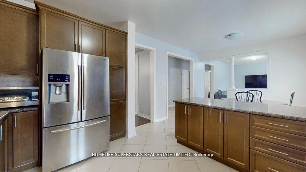 Photo 16 of 36 Campi Road, Vaughan, Vellore Village — HOMEH