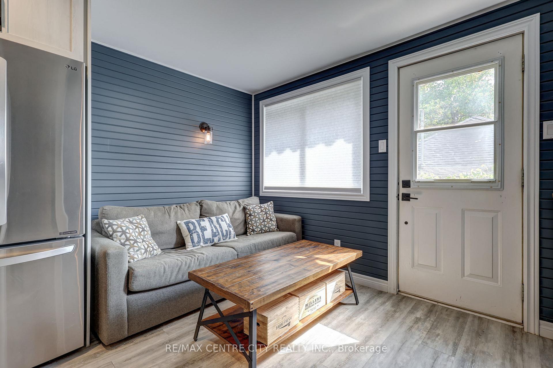 Photo 7 of 417A Edith Cavell Boulevard, Central Elgin, Rural Central Elgin — HOMEH