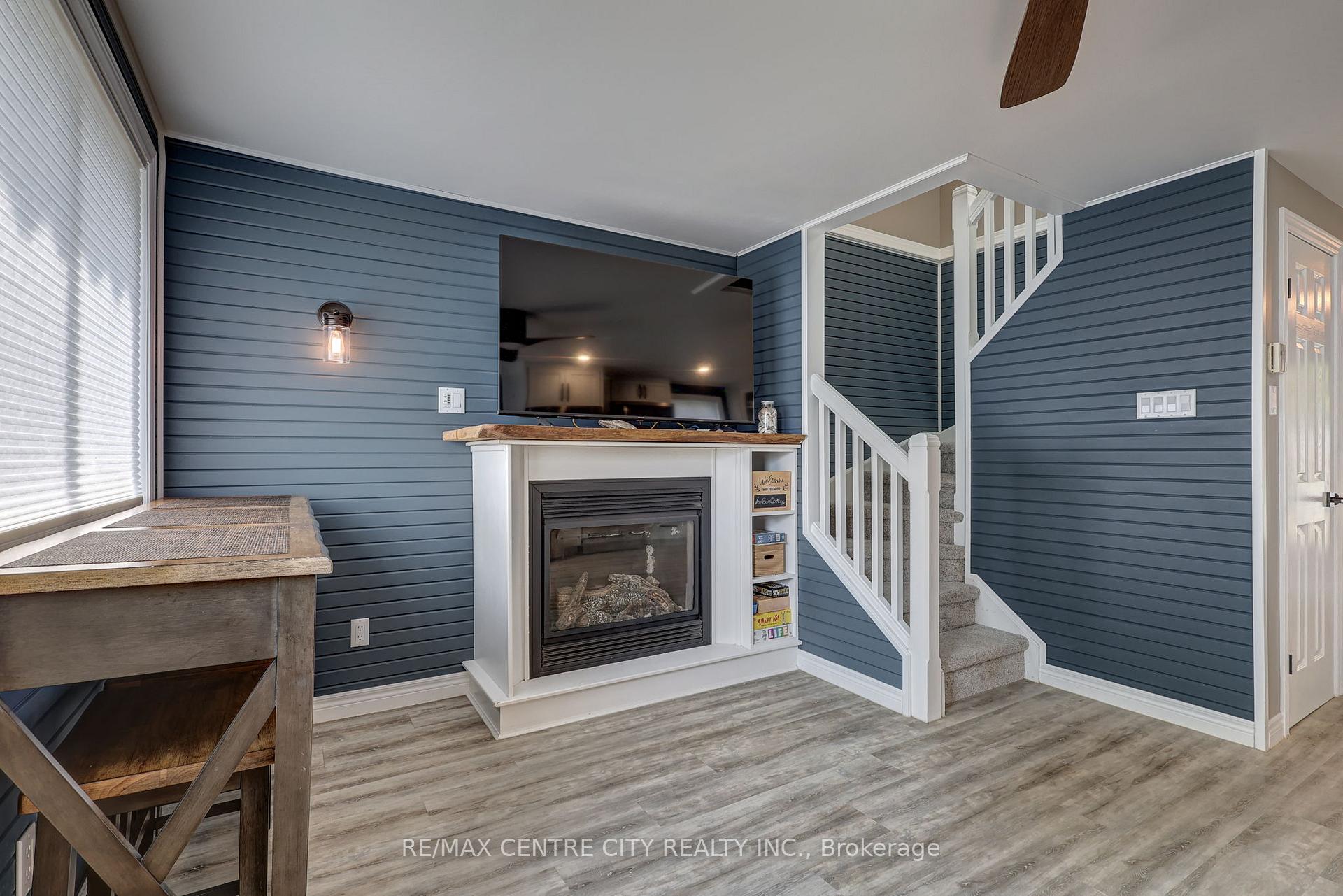 Photo 12 of 417A Edith Cavell Boulevard, Central Elgin, Rural Central Elgin — HOMEH