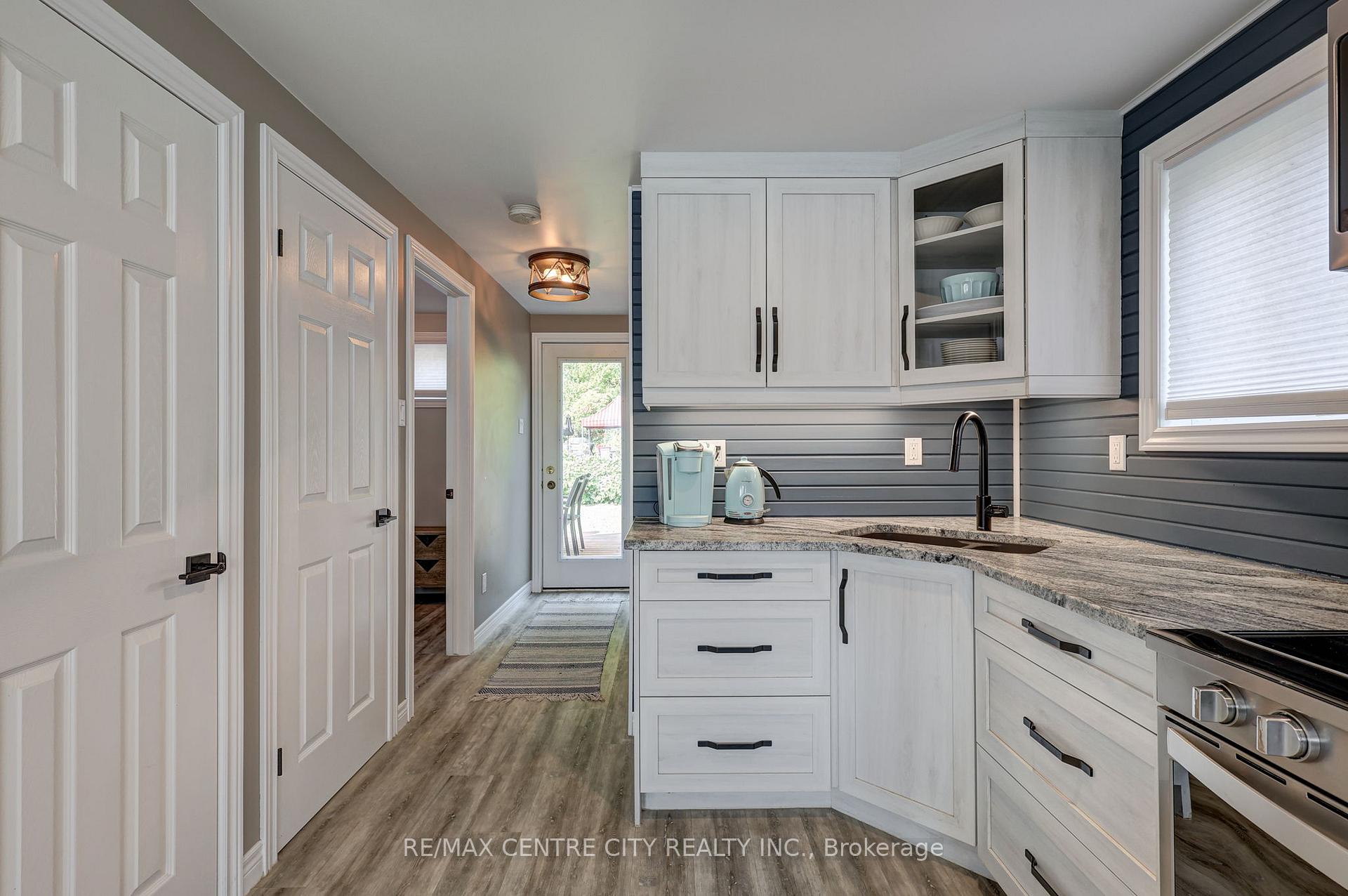 Photo 18 of 417A Edith Cavell Boulevard, Central Elgin, Rural Central Elgin — HOMEH