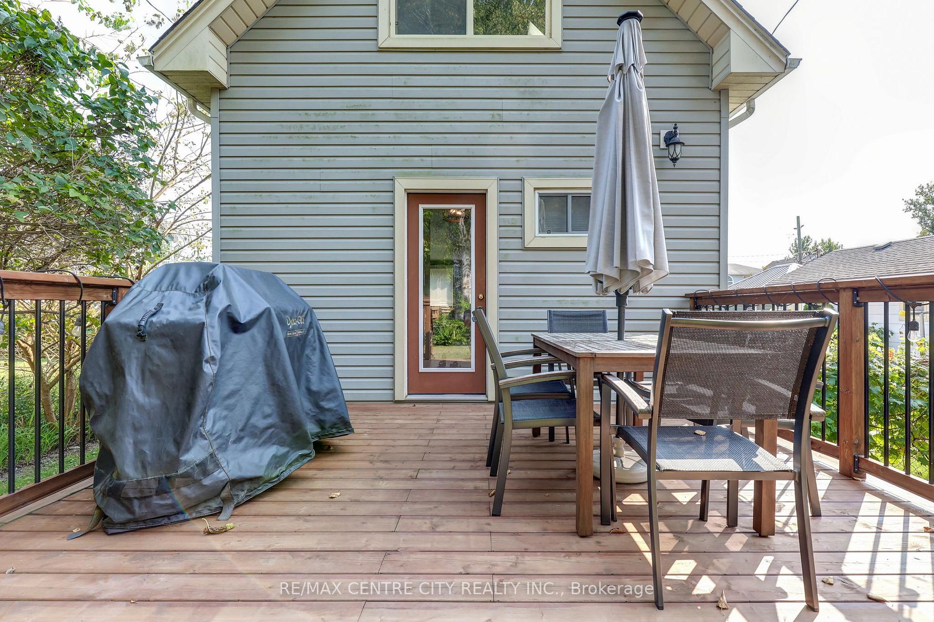 Photo 37 of 417A Edith Cavell Boulevard, Central Elgin, Rural Central Elgin — HOMEH