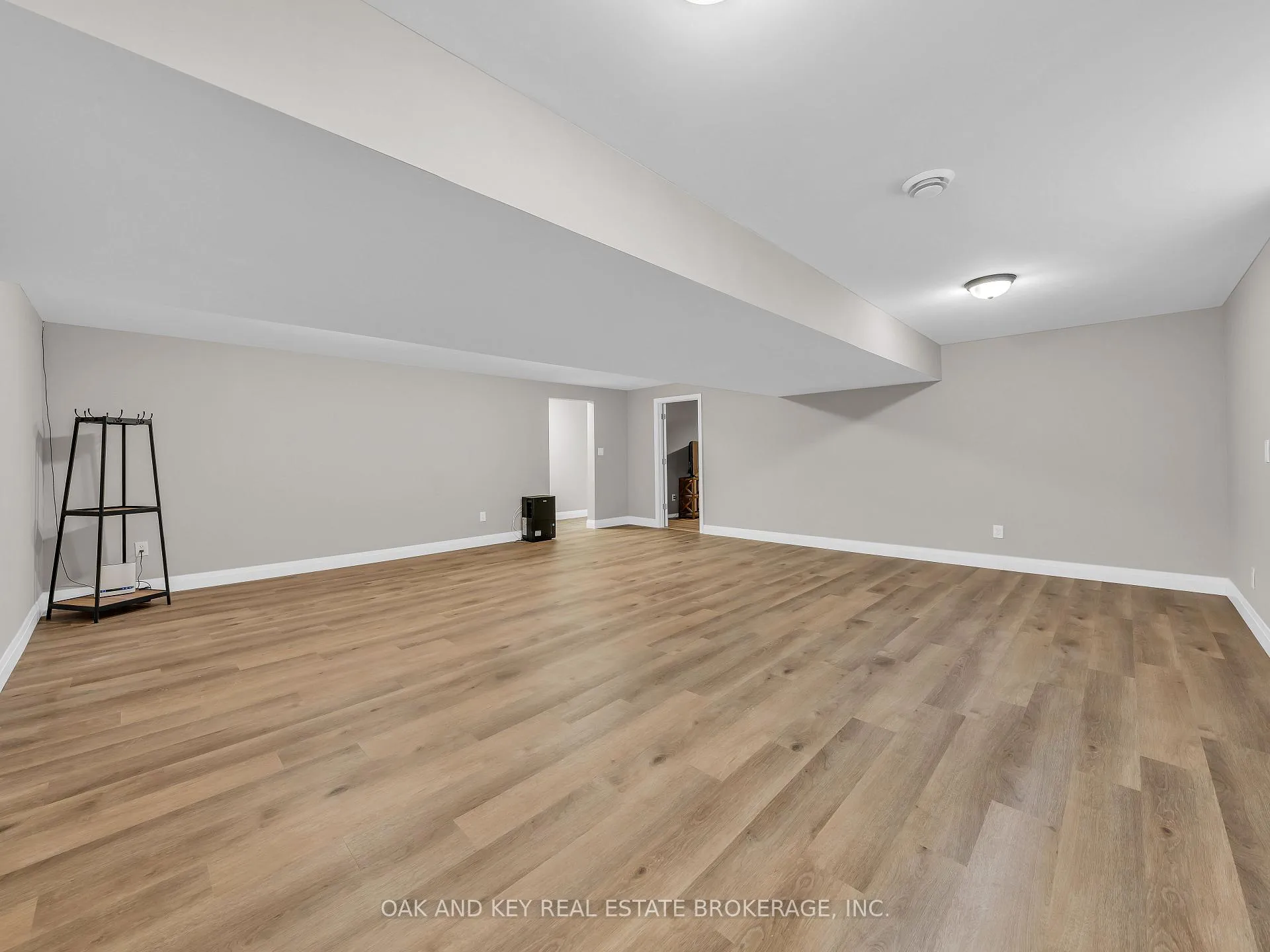 Photo 21 of 16 Duskridge Road, Chatham-Kent, Chatham — HOMEH