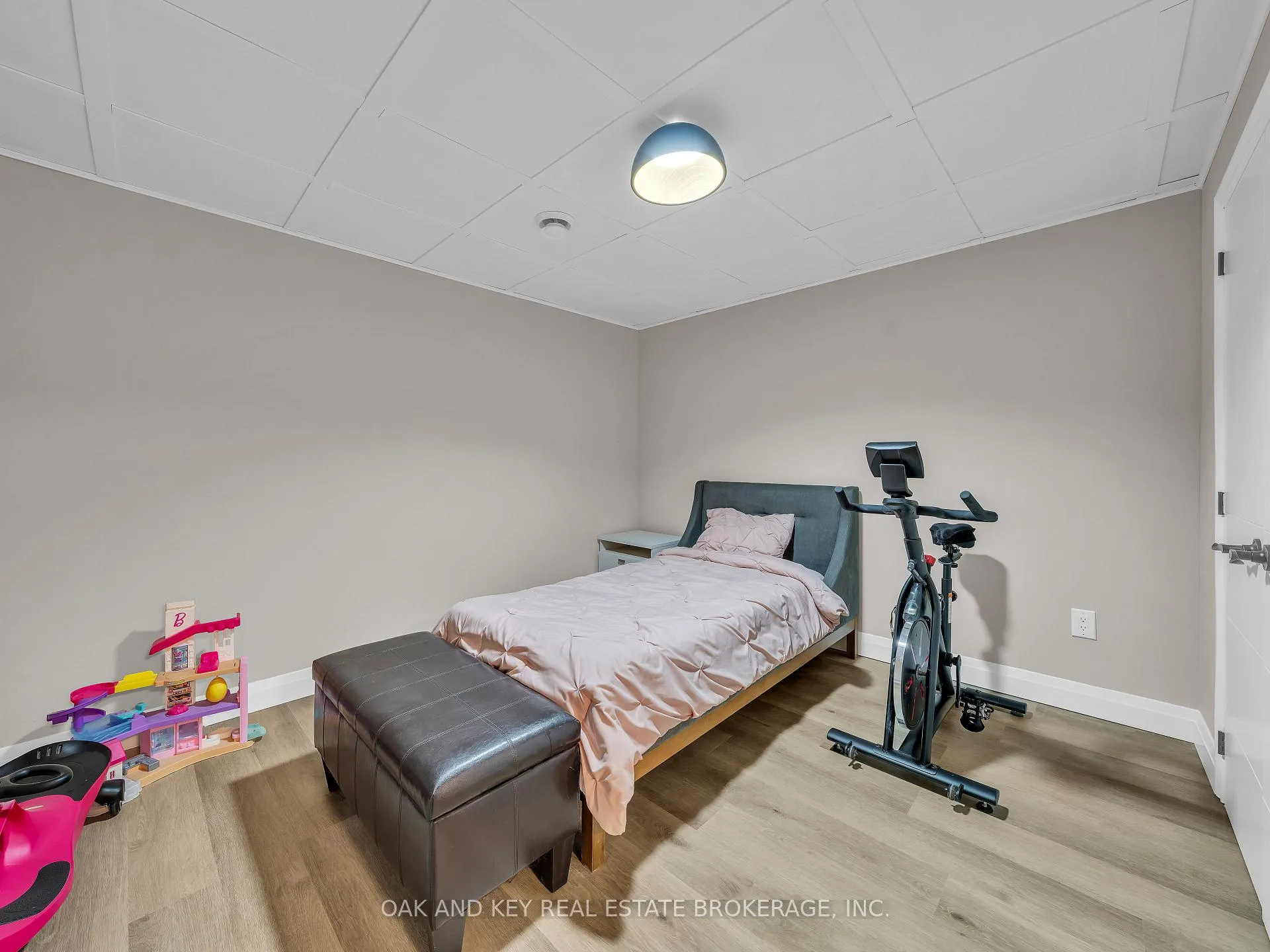 Photo 29 of 16 Duskridge Road, Chatham-Kent, Chatham — HOMEH