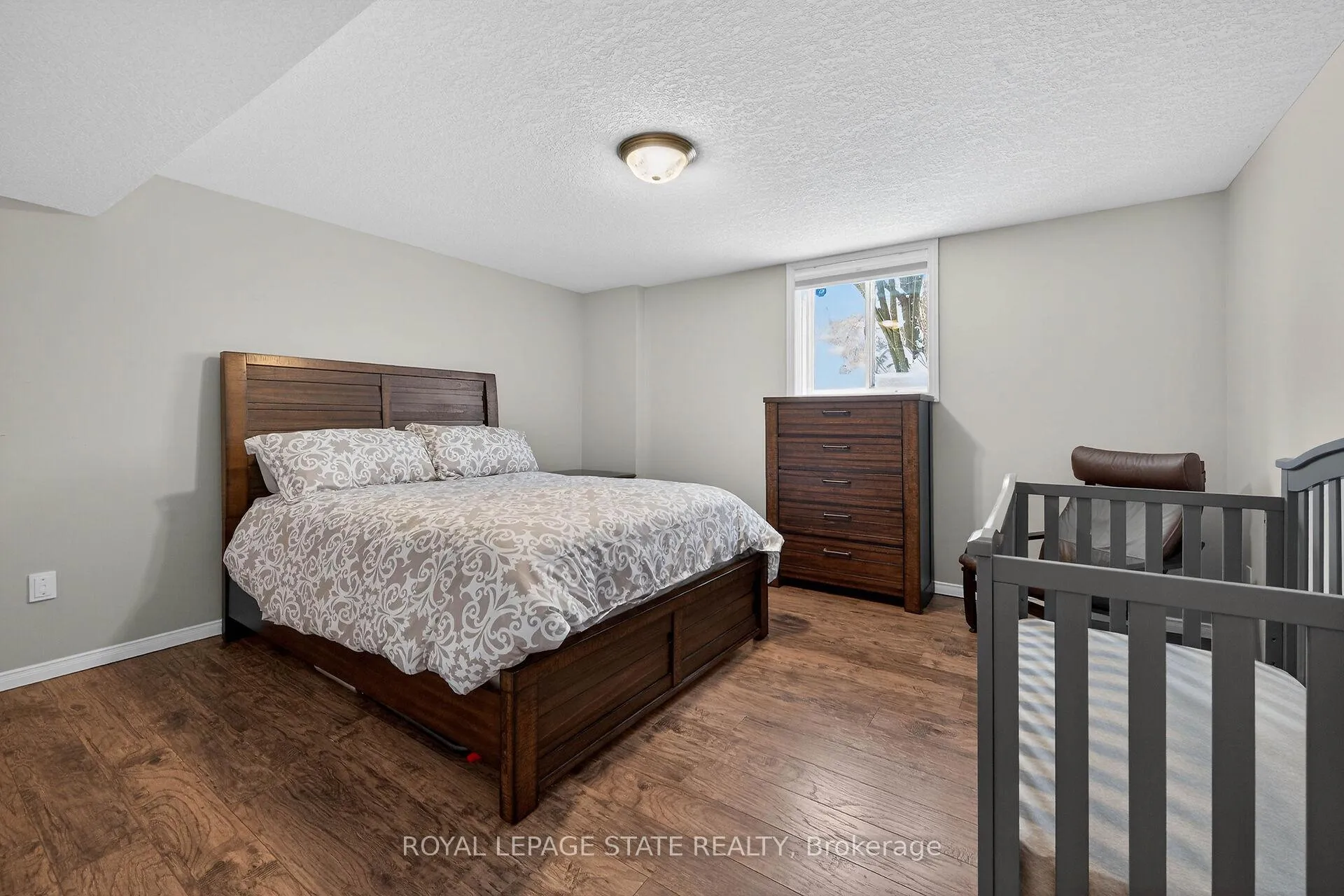 Photo 34 of 90 Kortright Road E, Guelph, Kortright East — HOMEH