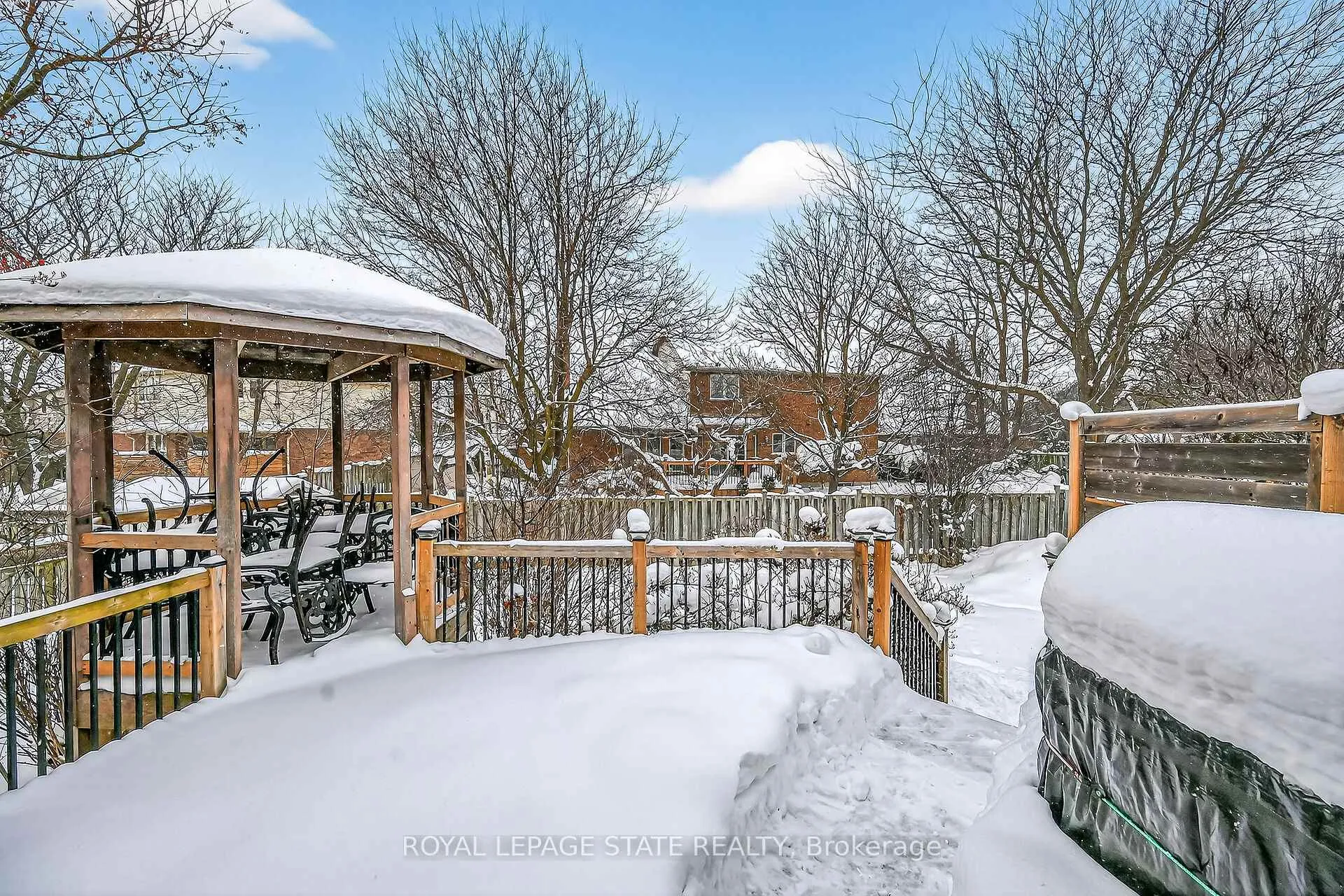 Photo 40 of 90 Kortright Road E, Guelph, Kortright East — HOMEH