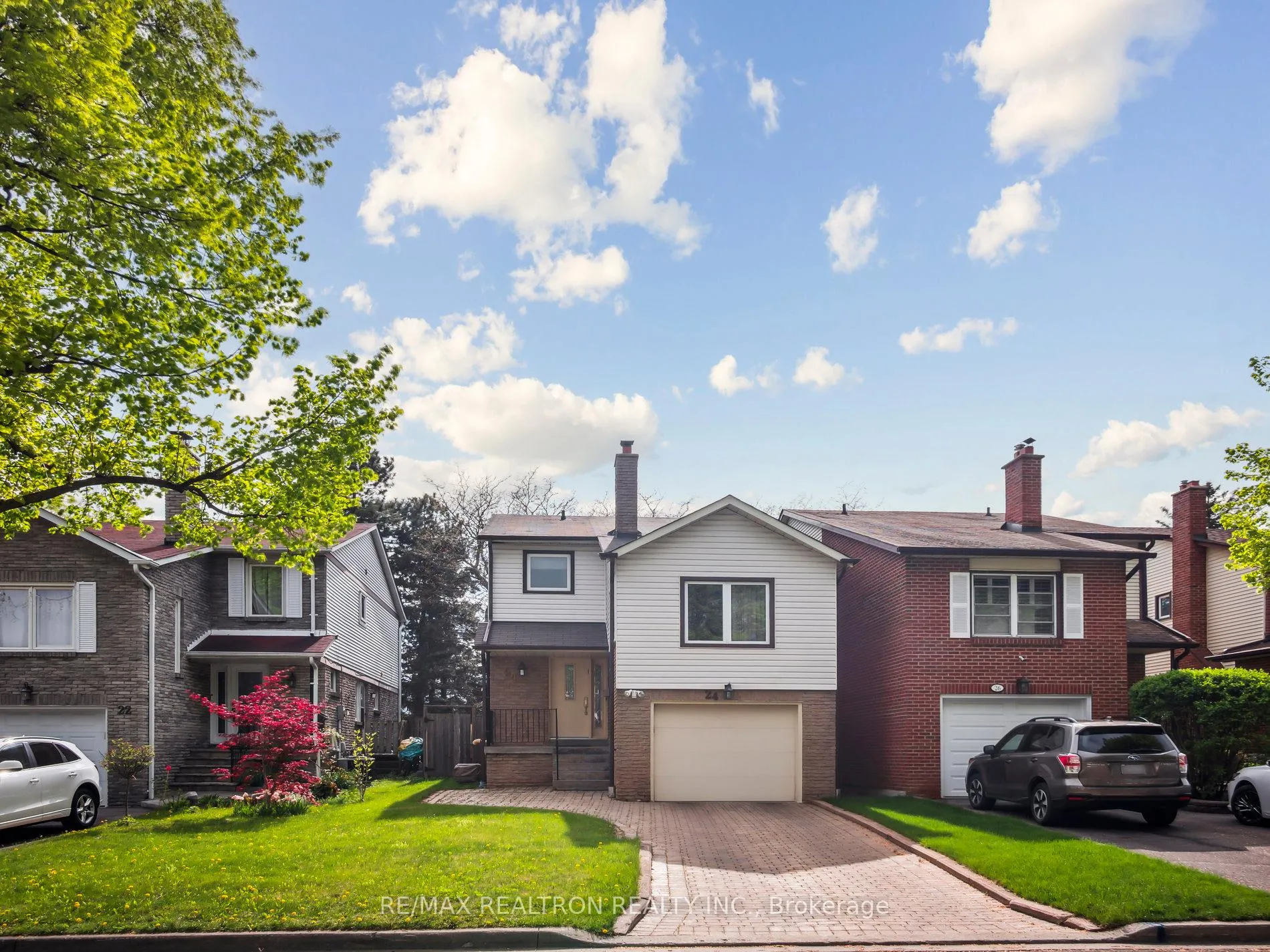 Photo 1 of 24 Fraser Street, Markham, Aileen-Willowbrook — HOMEH