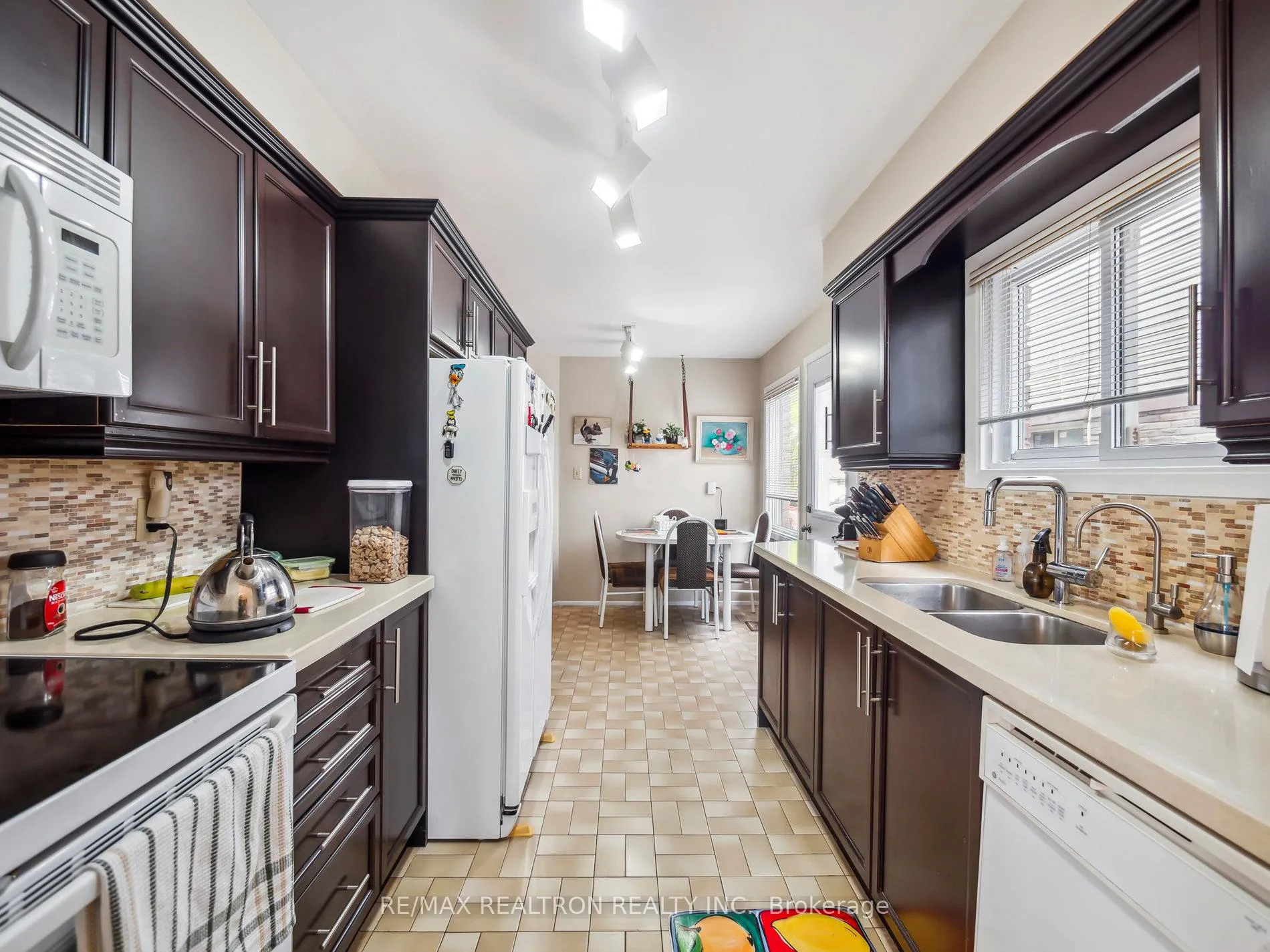 Photo 11 of 24 Fraser Street, Markham, Aileen-Willowbrook — HOMEH