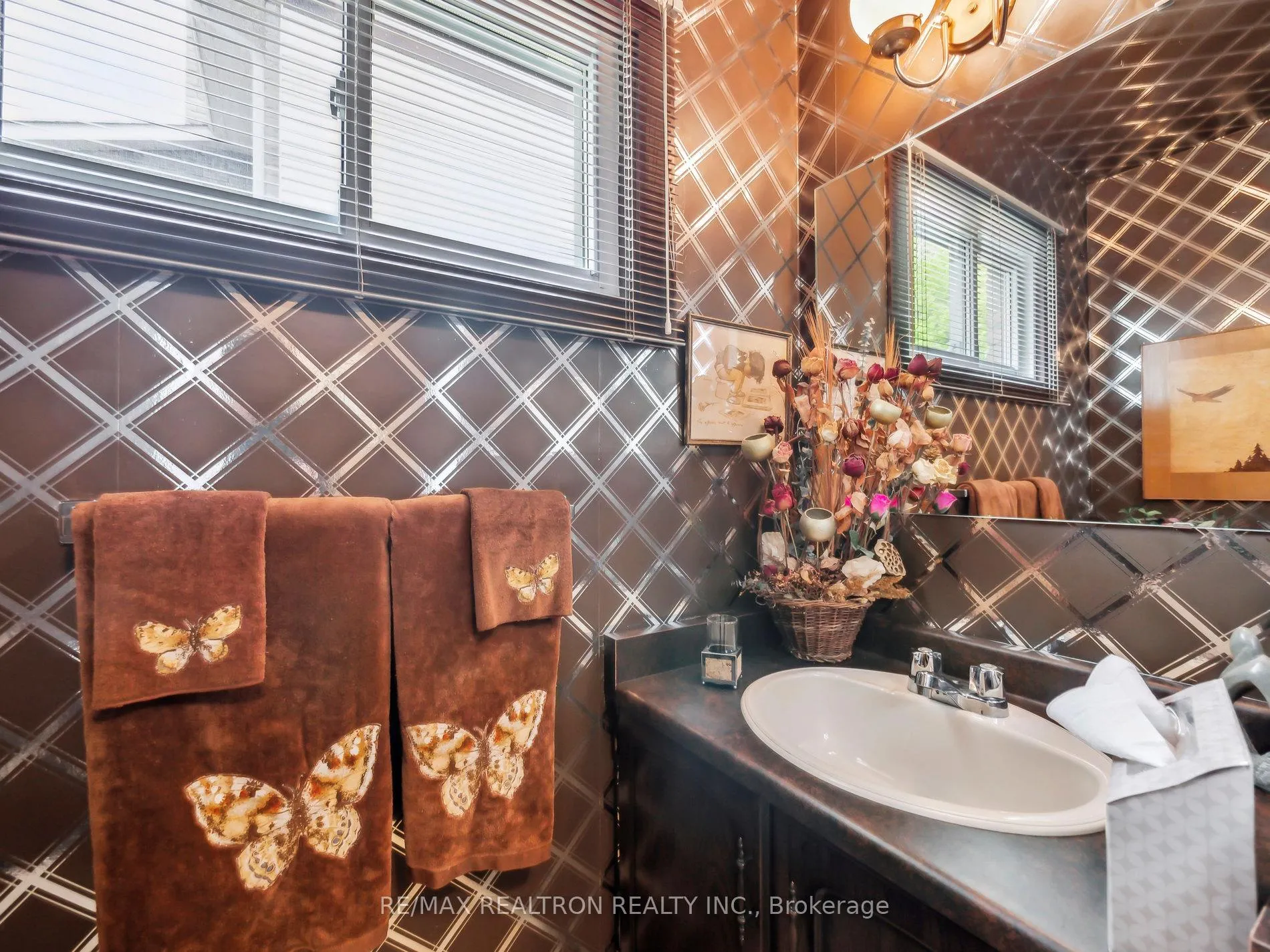 Photo 13 of 24 Fraser Street, Markham, Aileen-Willowbrook — HOMEH