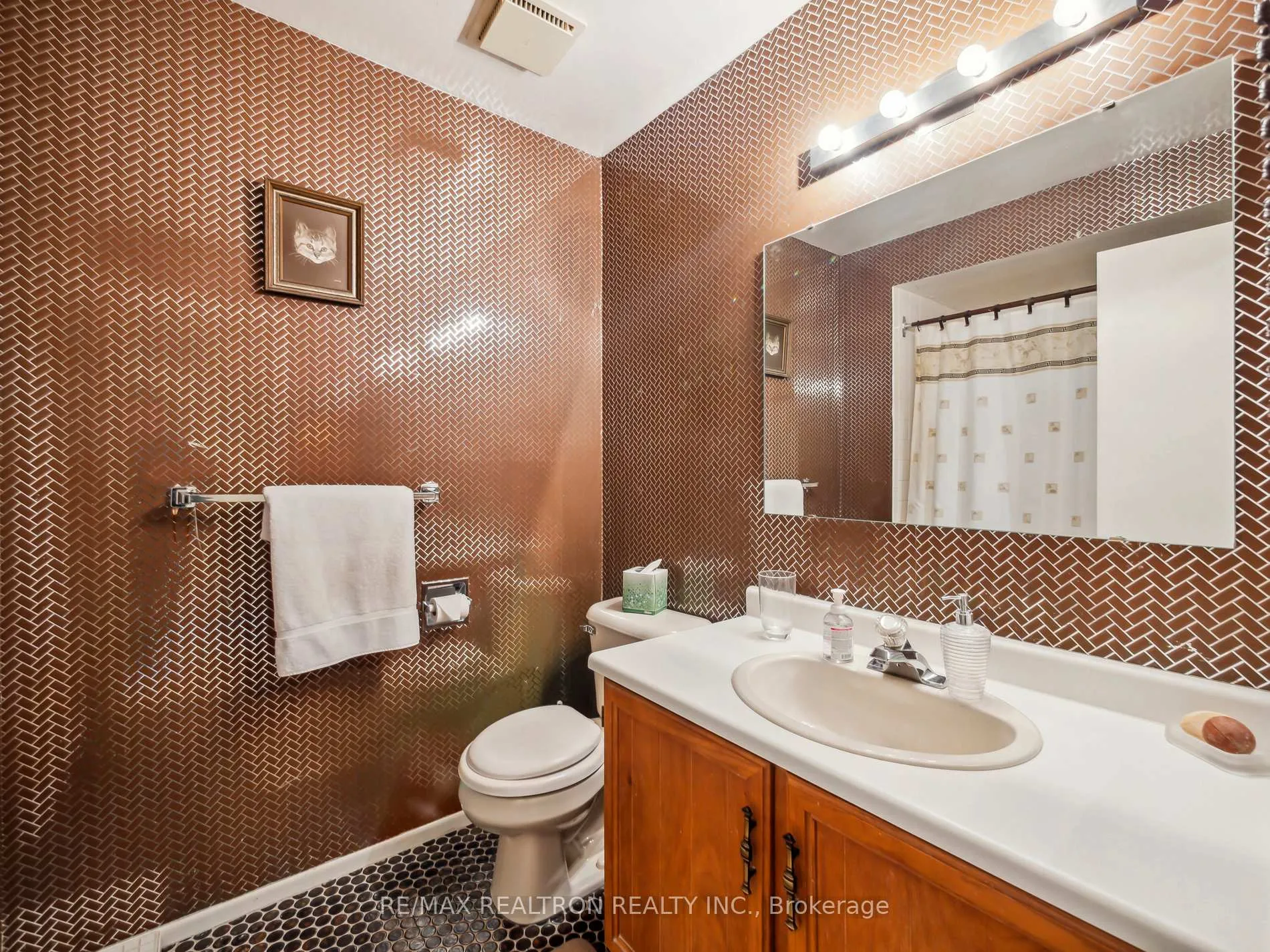 Photo 18 of 24 Fraser Street, Markham, Aileen-Willowbrook — HOMEH