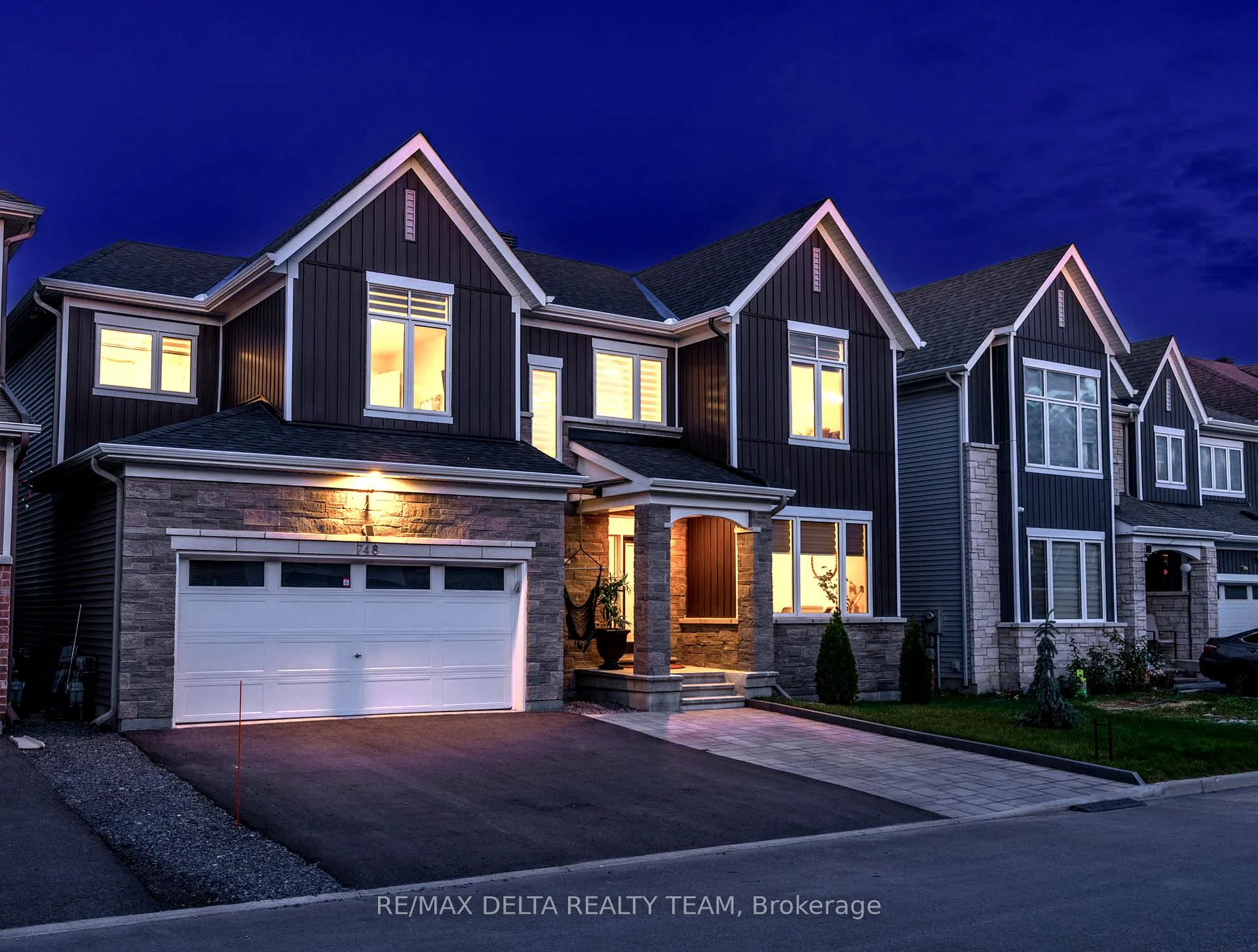 Front of 748 Vennecy Terrace