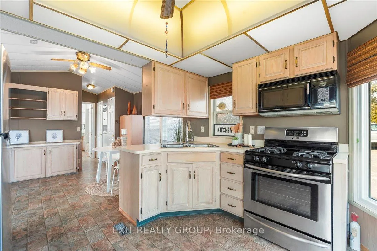 Photo 8 of Unit 9, 116 Cedardale Road, Brighton, Rural Brighton — HOMEH