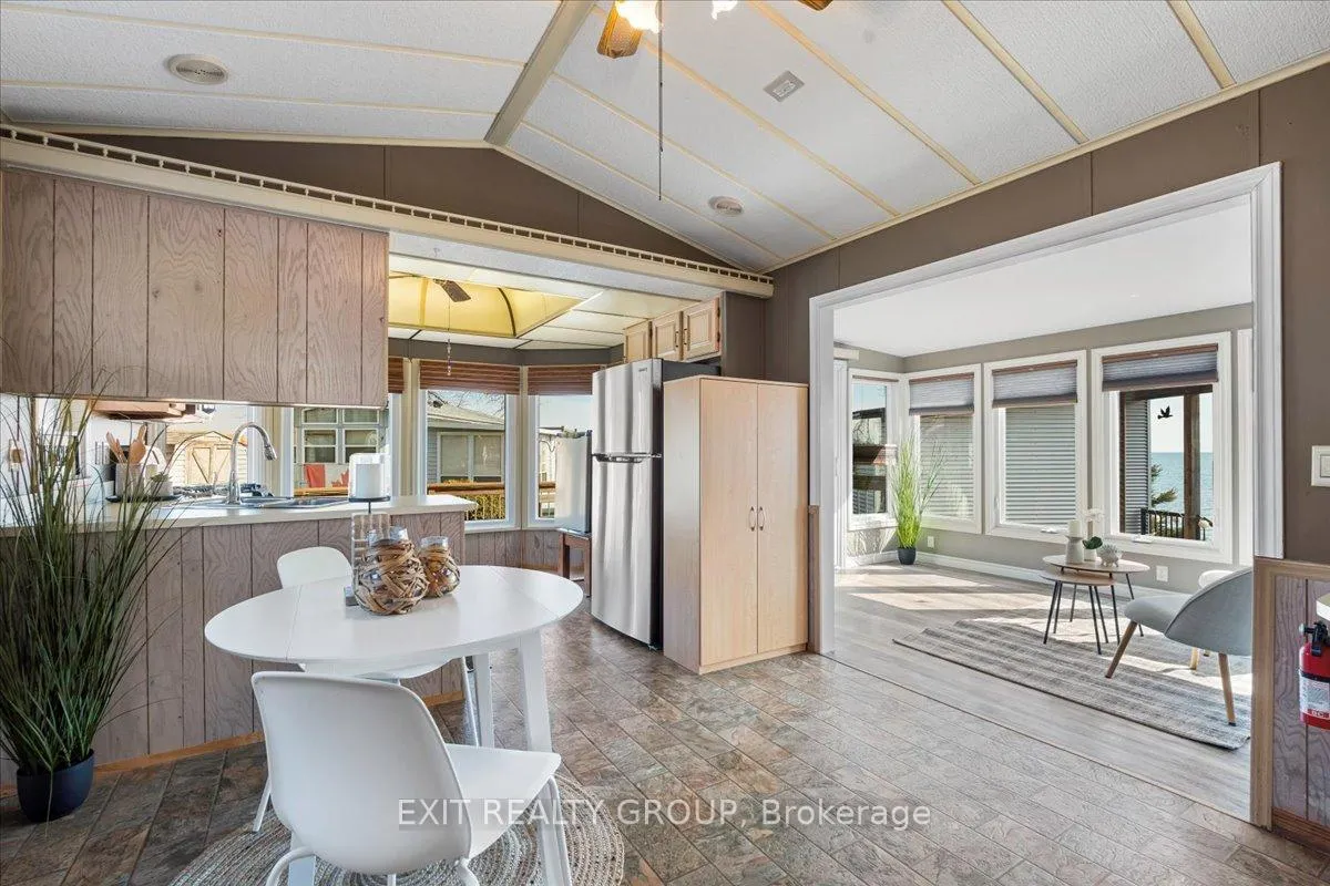 Photo 12 of Unit 9, 116 Cedardale Road, Brighton, Rural Brighton — HOMEH