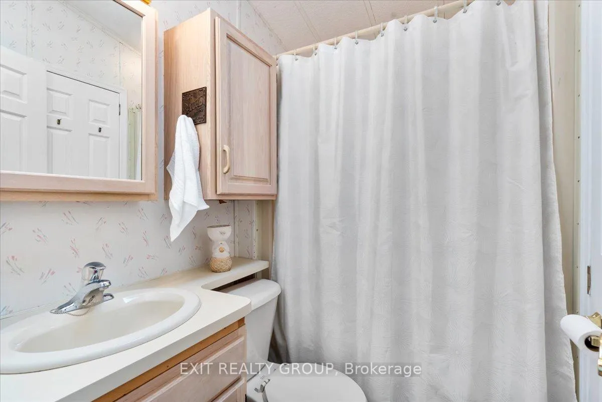 Photo 13 of Unit 9, 116 Cedardale Road, Brighton, Rural Brighton — HOMEH