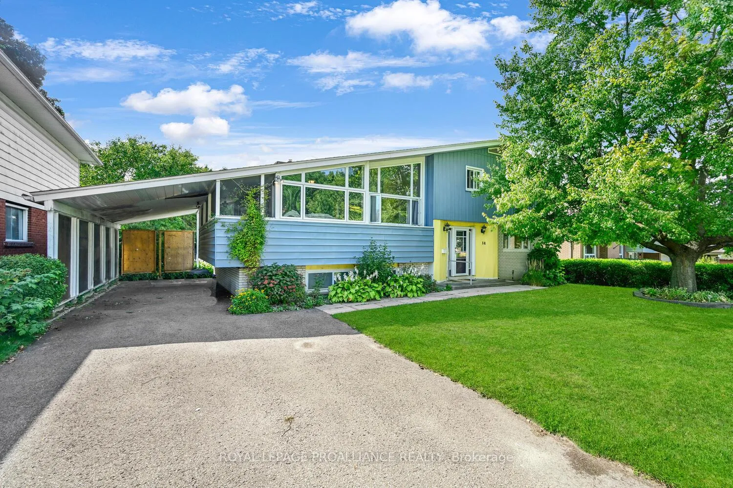 Photo 2 of 14 Davison Avenue, Brockville — HOMEH