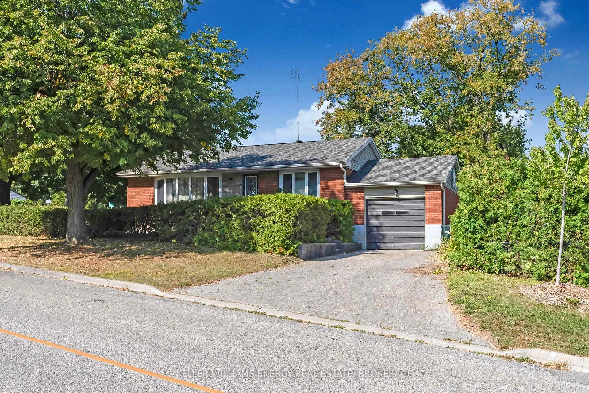 Photo 1 of 33 Beatty Road, Ajax, Central — HOMEH