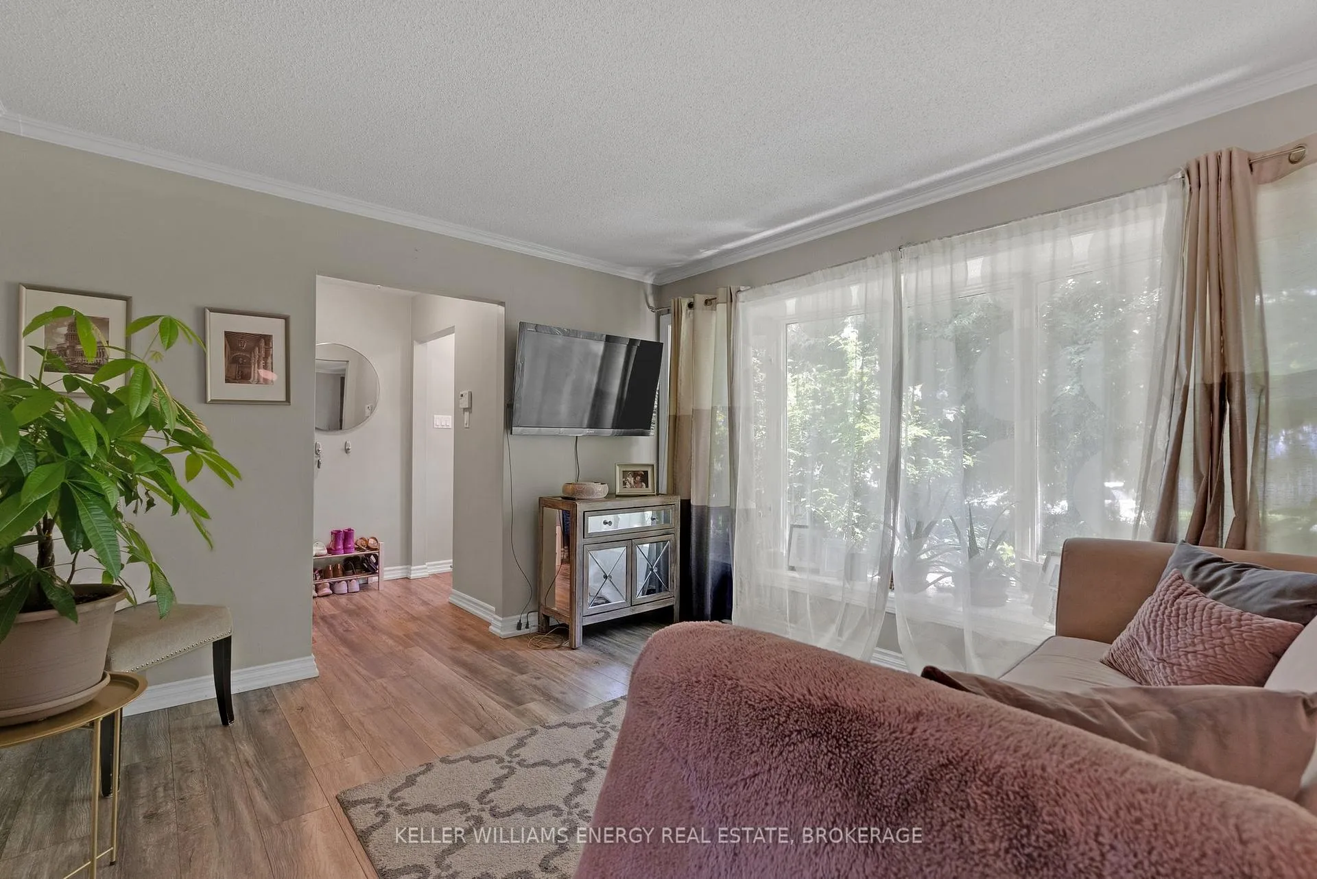 Photo 9 of 33 Beatty Road, Ajax, Central — HOMEH